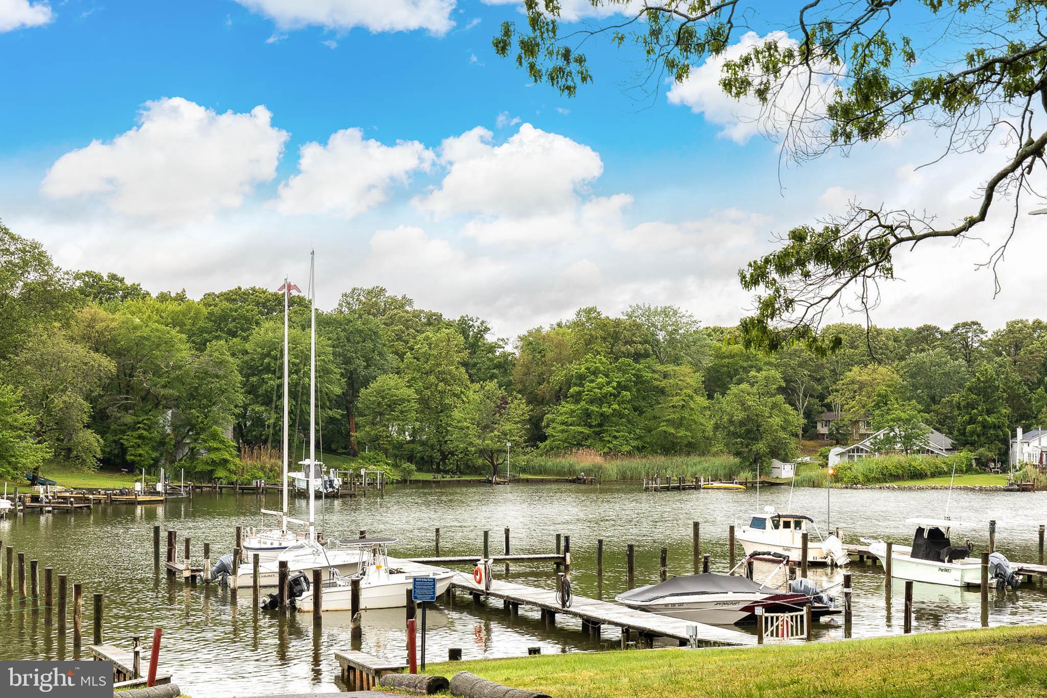 SYLVAN VIEW ON MAGOTHY - Residential