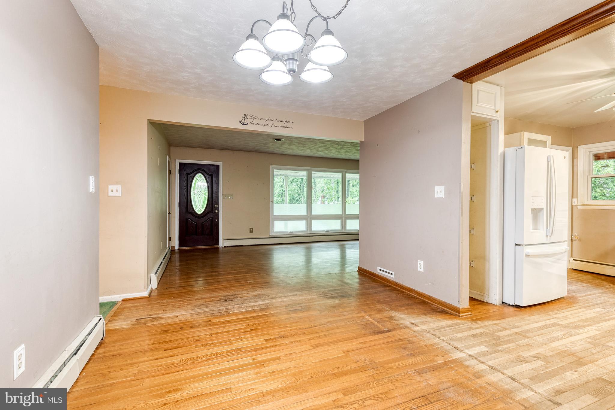 SYLVAN VIEW ON MAGOTHY - Residential