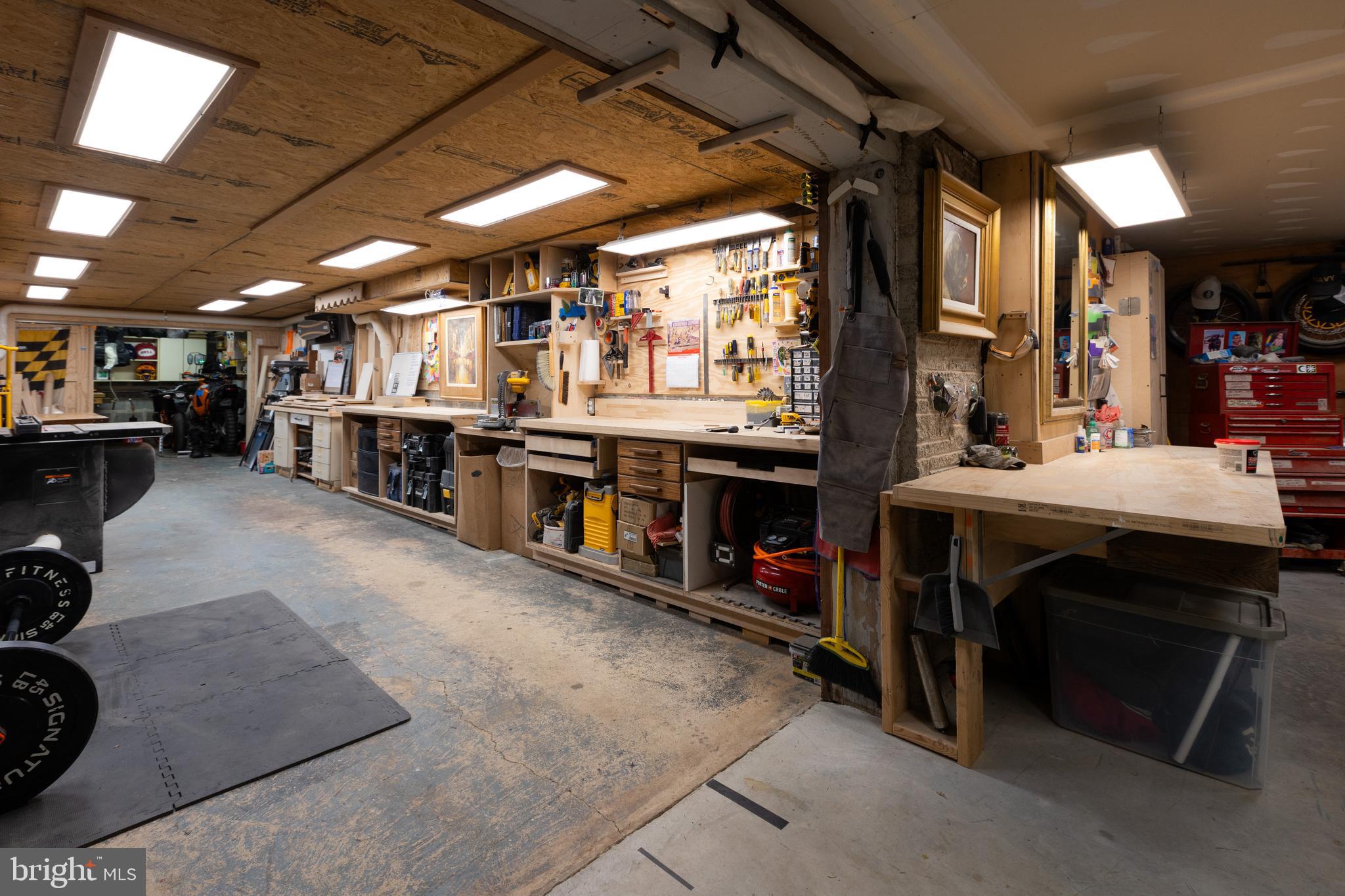 WOODBROOK - Residential