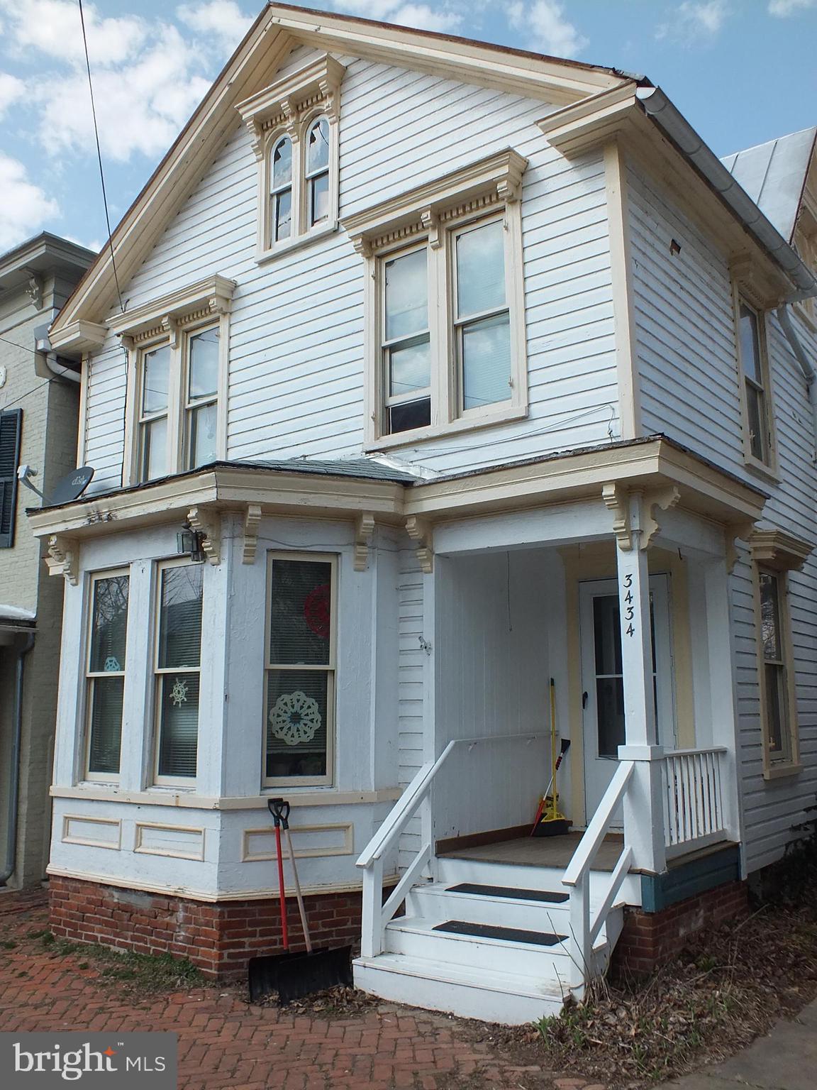 UNIONTOWN - Residential