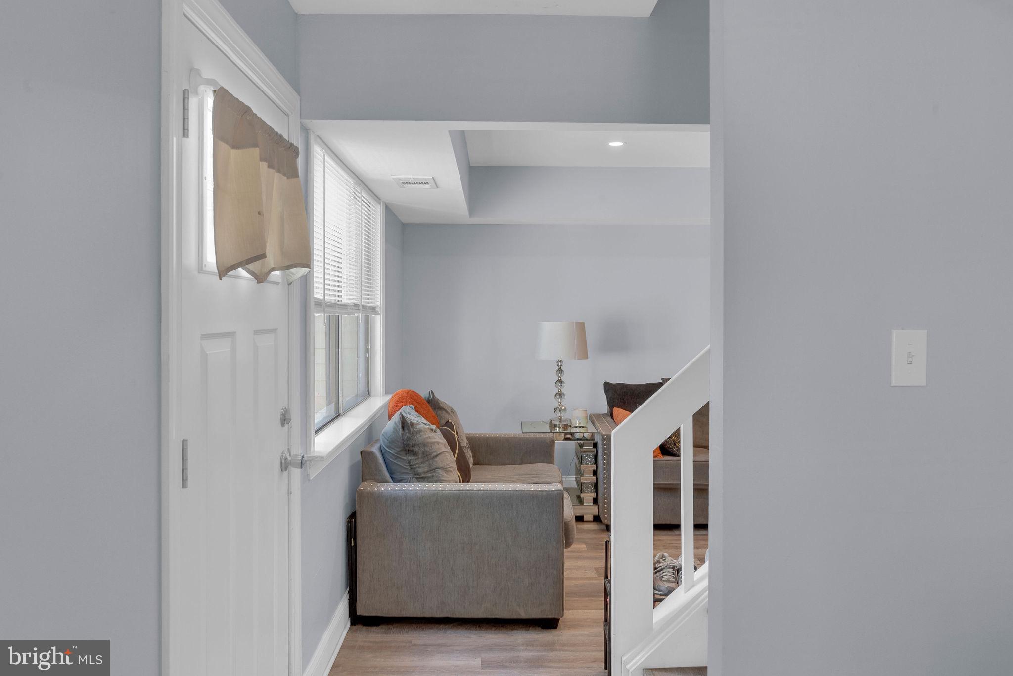 2501 OLEANDER COURT