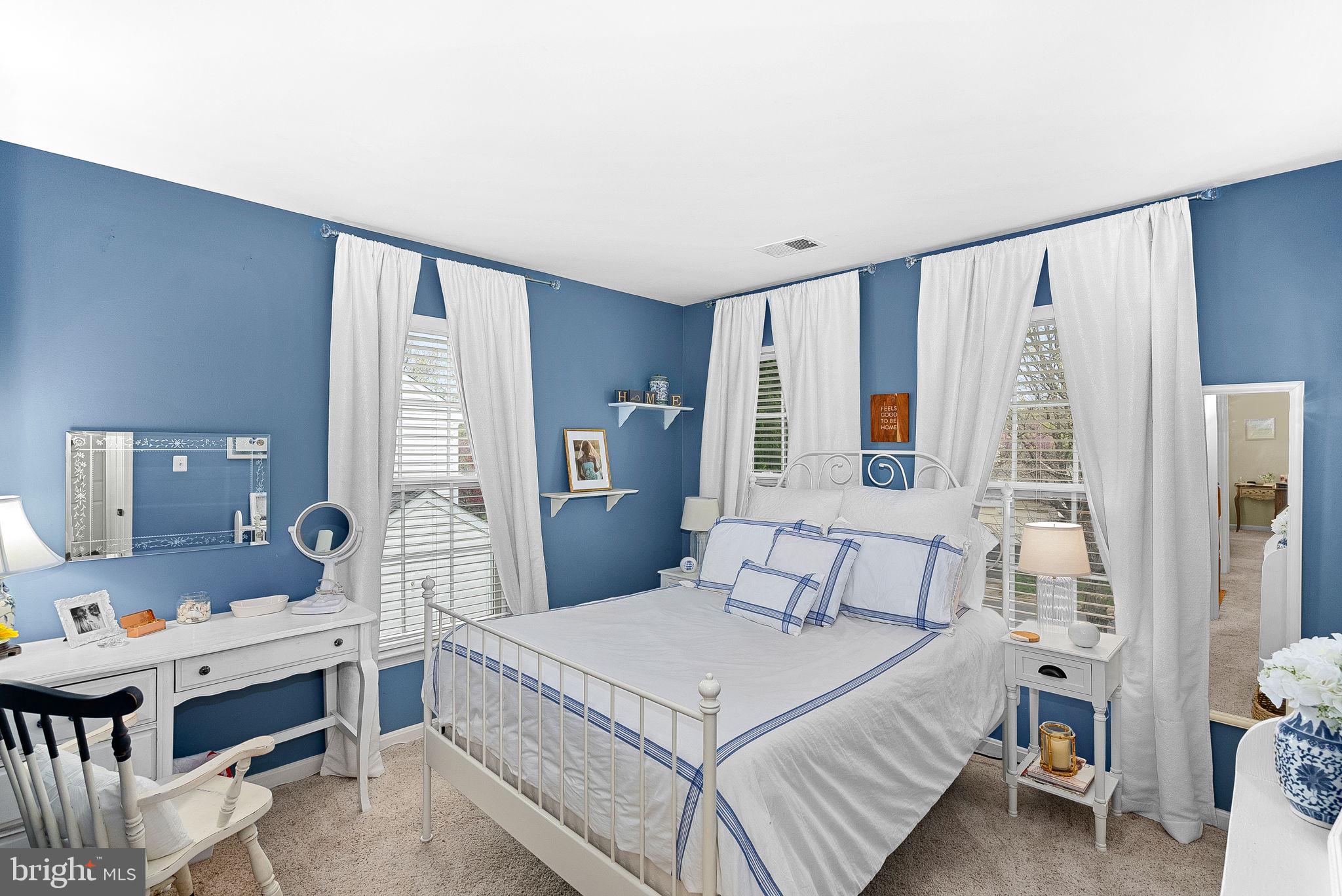 VILLAGES AT ROUND HILL - Residential