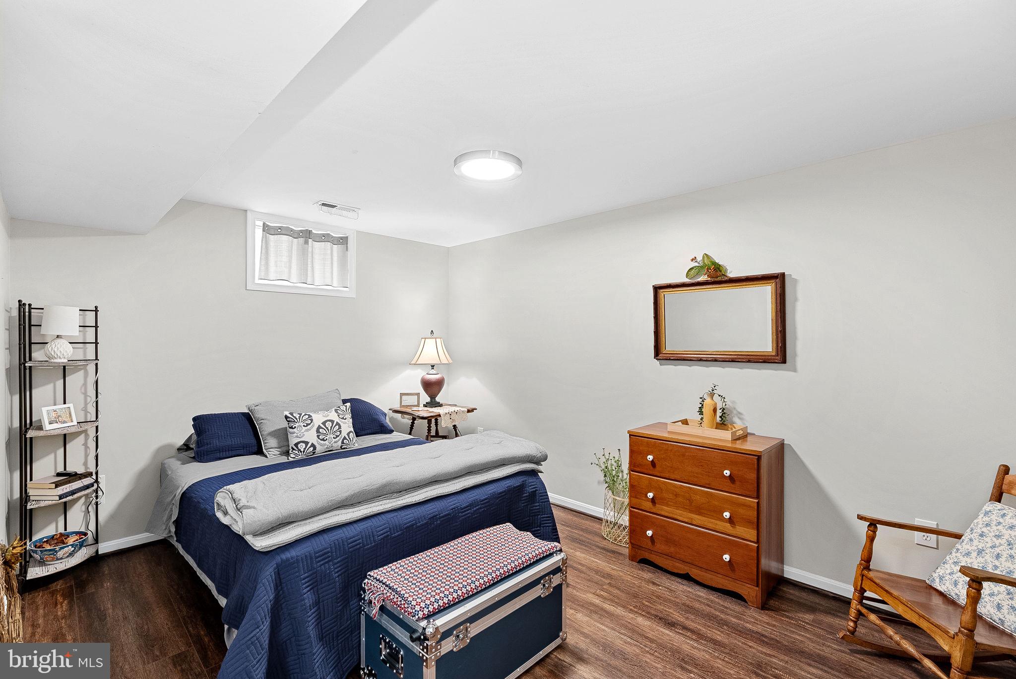 VILLAGES AT ROUND HILL - Residential