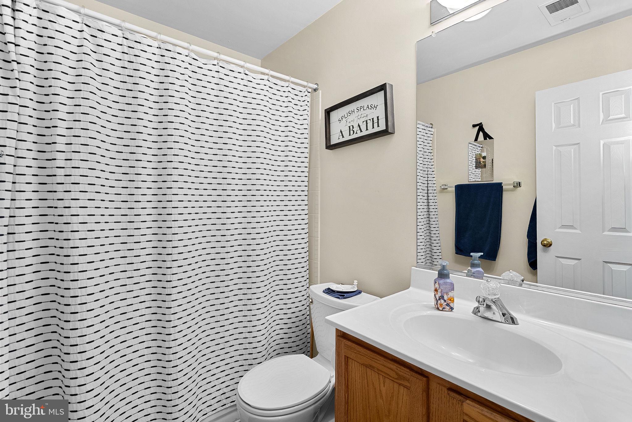 VILLAGES AT ROUND HILL - Residential