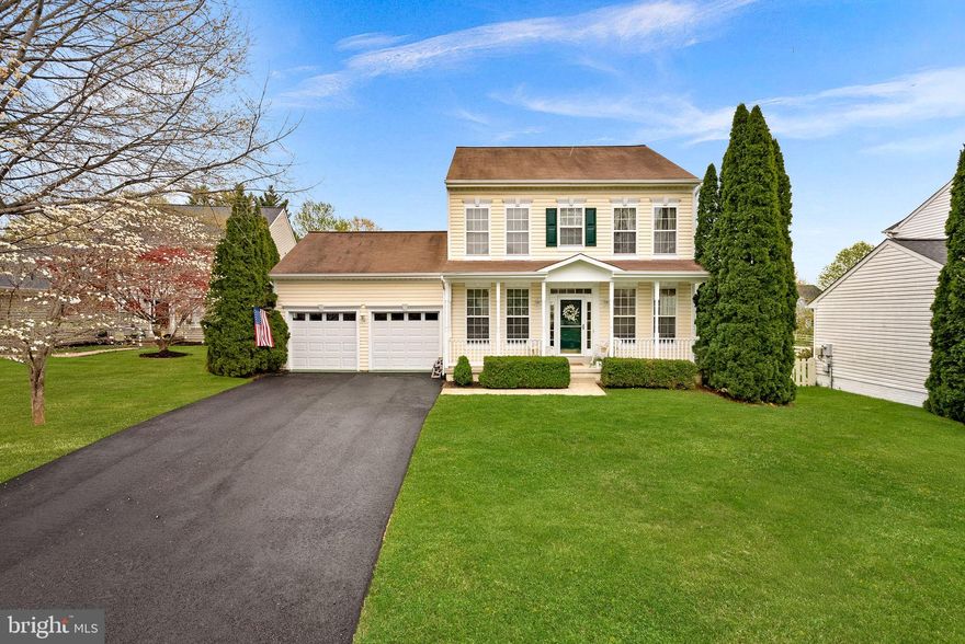 Welcome home to this lovely single family home located in a desirable neighborhood on a quiet cul-de-sac that is walkable to Round Hill Elementary School! You will love that this home has only had one owner and has been very well maintained. Upon approaching the home you'll see a charming front porch perfect for enjoying a quiet morning coffee or winding down in the evening. The interior is open and bright with tons of windows providing great natural light. The formal living and dining rooms offer great spaces for gathering and entertaining. The kitchen is open with ample counter space for food preparation,  beautiful solid oak cabinetry for plenty of storage  and a pantry. The family room is right off the kitchen and offers a cozy fireplace. The upper level leads you to an open landing featuring four bedrooms and the convenience of an upper level laundry room. The primary suite has a vaulted ceiling, two closets and an en-suite bathroom with double sinks and private shower. Three additional bedrooms and a full bathroom complete the upper level. The basement is fully finished with a rec room space,  full bathroom and an additional private space that could be perfect for a another bedroom area, play room or office. The backyard is expansive, usable and fully fenced featuring a large deck with stairs leading to a path to the new firepit. The 2-car garage offers tons of storage space and is also drywalled and heated. This community features walking trails some of which take you to Sleeter Lake, tot lots and sidewalks leading you to the local soccer fields, baseball fields, the Round Hill Aquatic Center and Round Hill Elementary School.  You will also love being close to Route 7 for ease of commuting as well as all the local amenities nearby like great shopping, dining, boutiques, wineries, breweries and more! *UPDATES: new roof apx 2010, HVAC less than 10 yrs old, Hot Water heater less than 5 years old,  new kitchen appliances 2012, new washer 2025. **