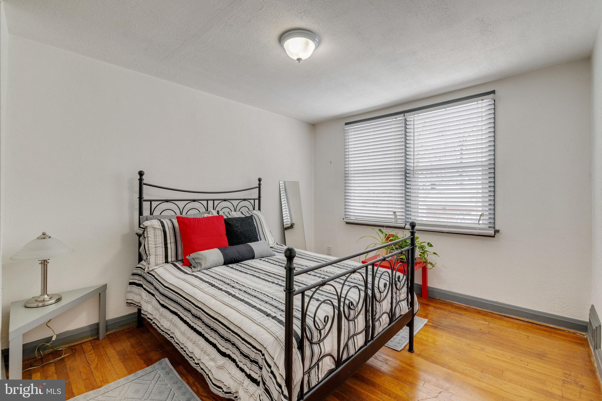 BELEVEDERE SQUARE - Residential