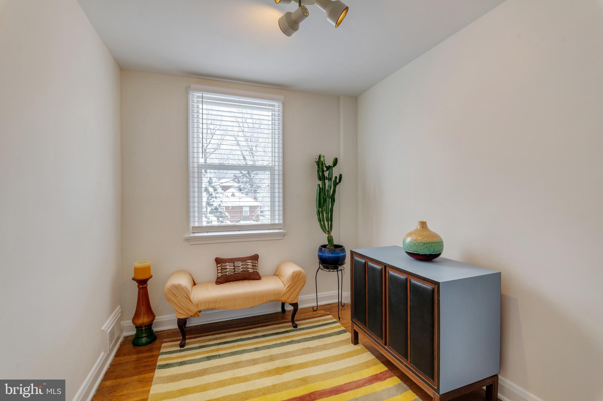 BELEVEDERE SQUARE - Residential