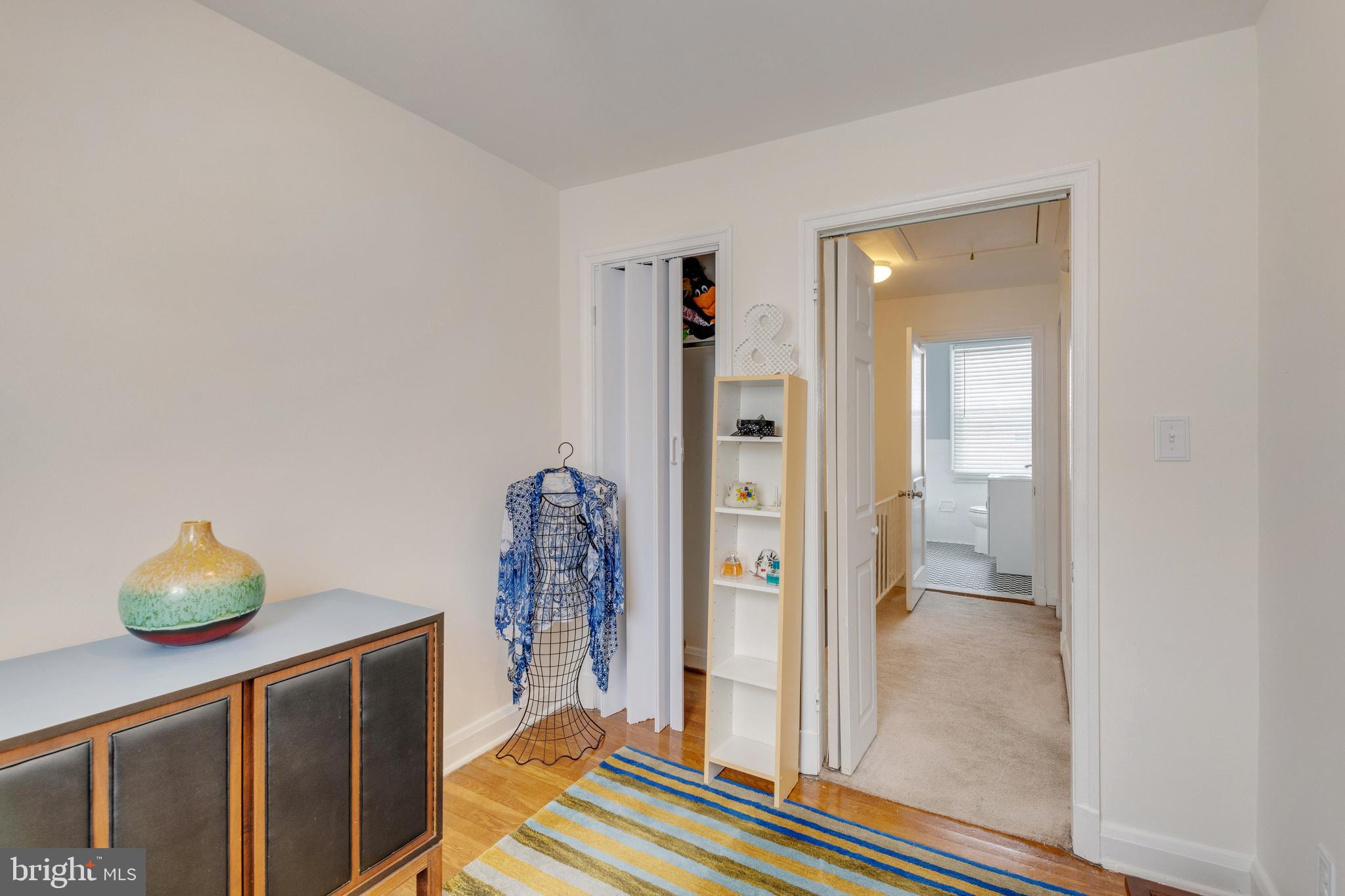 BELEVEDERE SQUARE - Residential