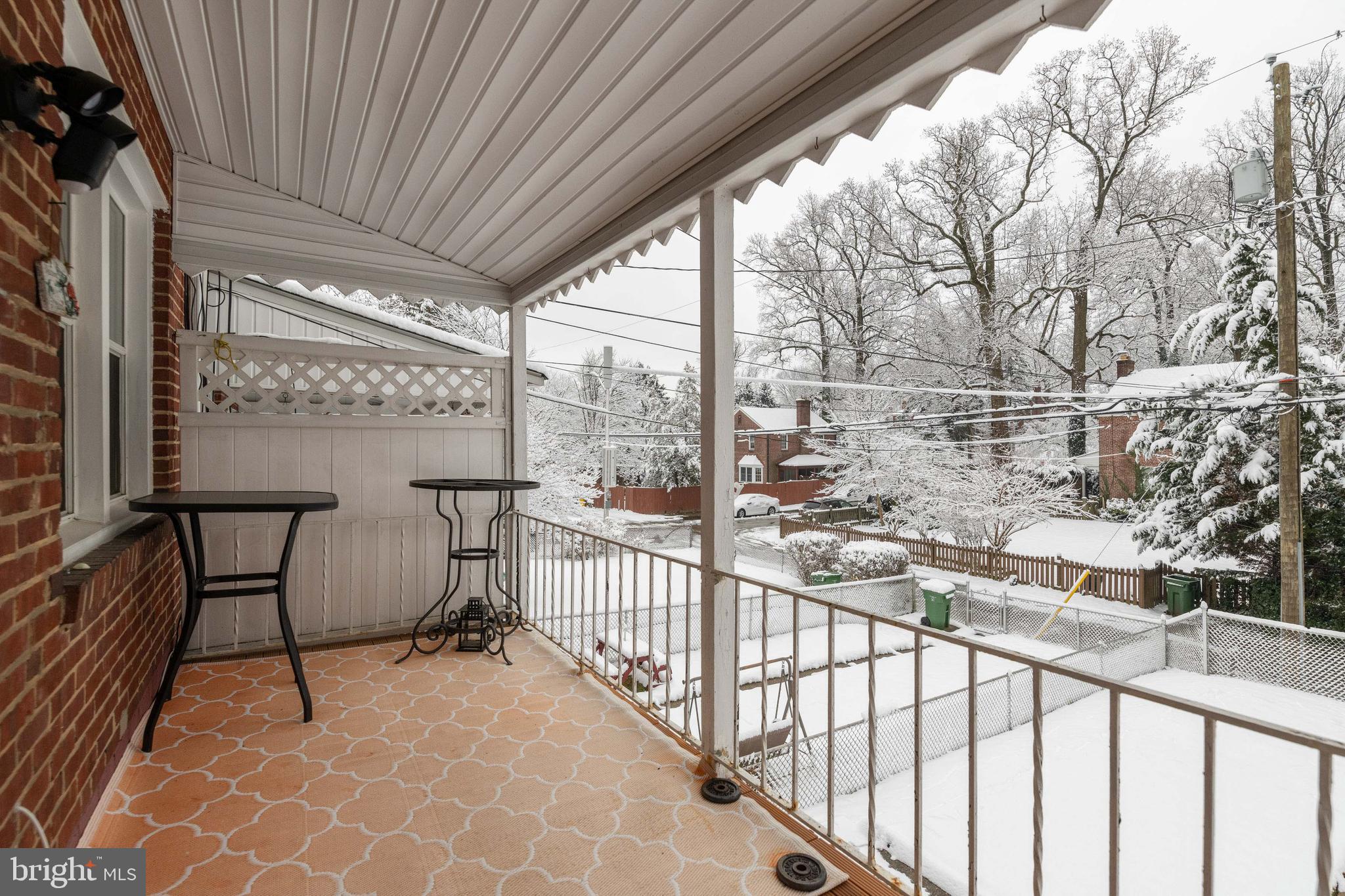 BELEVEDERE SQUARE - Residential