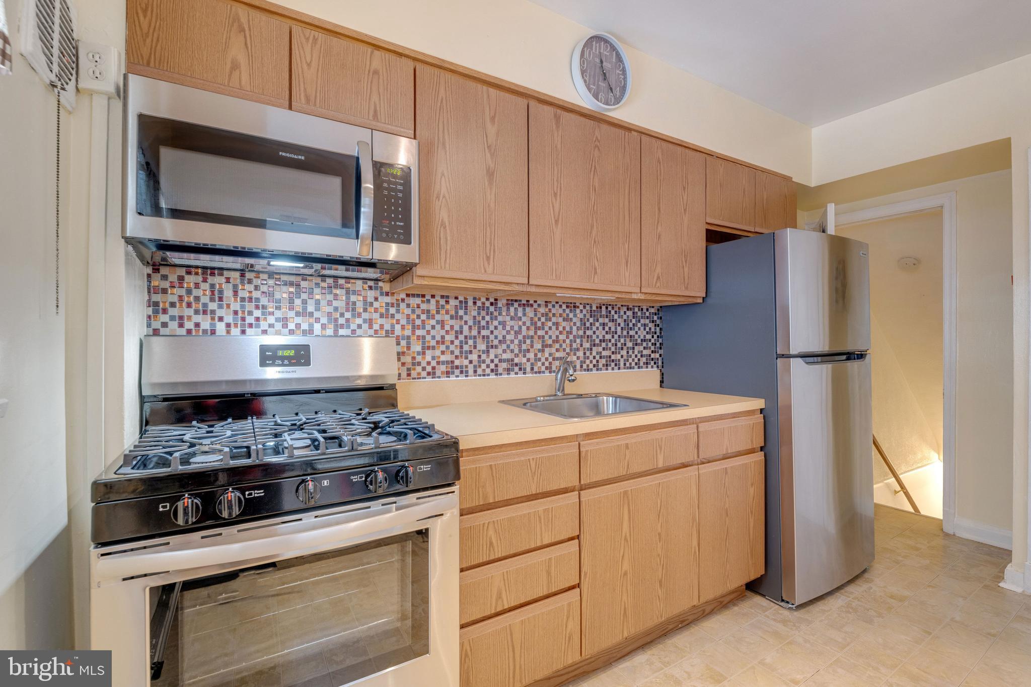 BELEVEDERE SQUARE - Residential