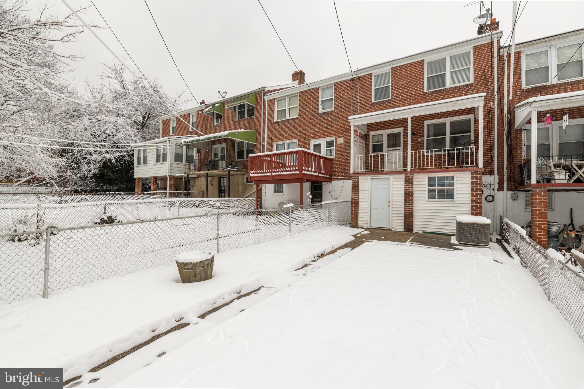 BELEVEDERE SQUARE - Residential