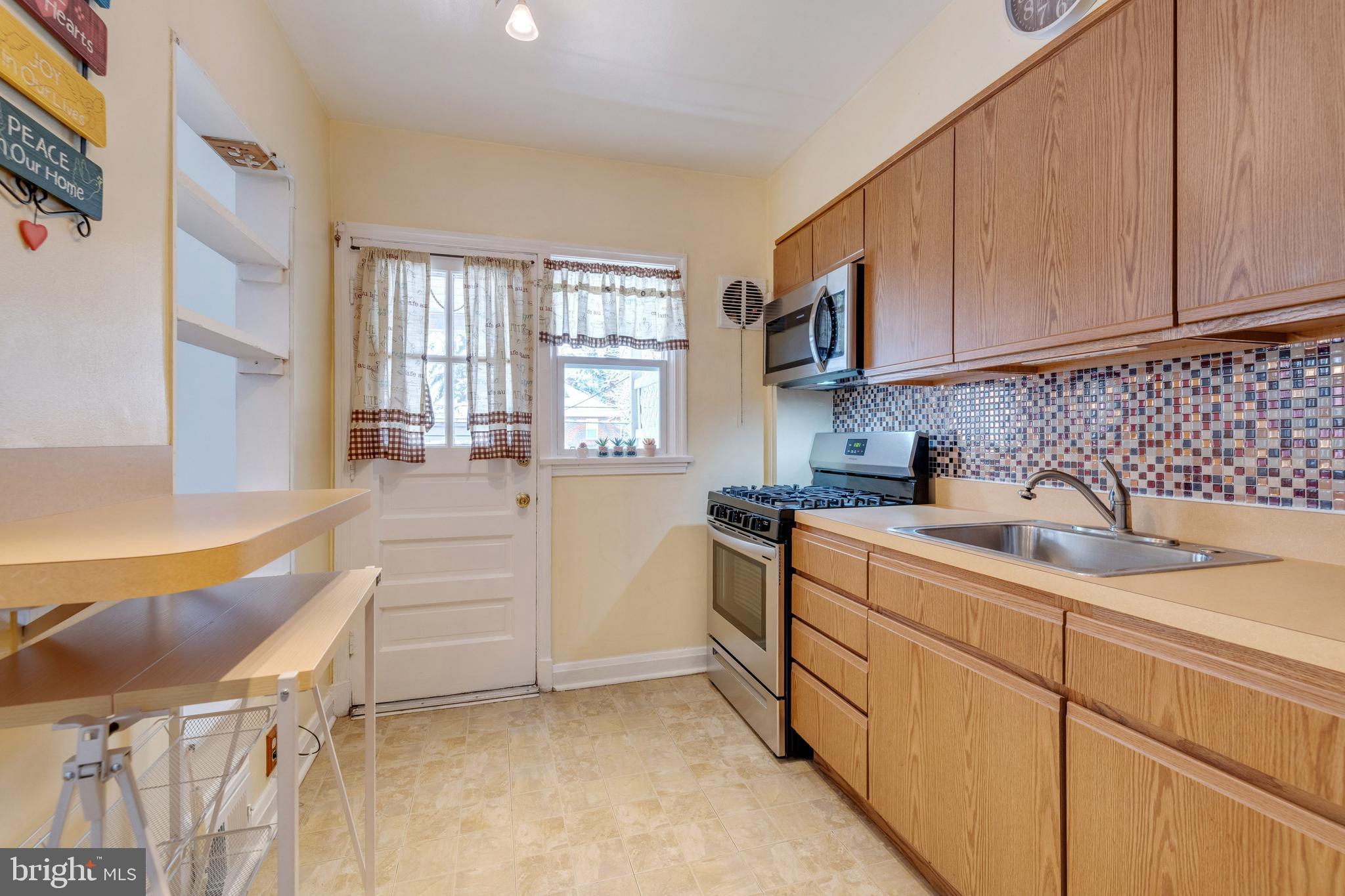 BELEVEDERE SQUARE - Residential