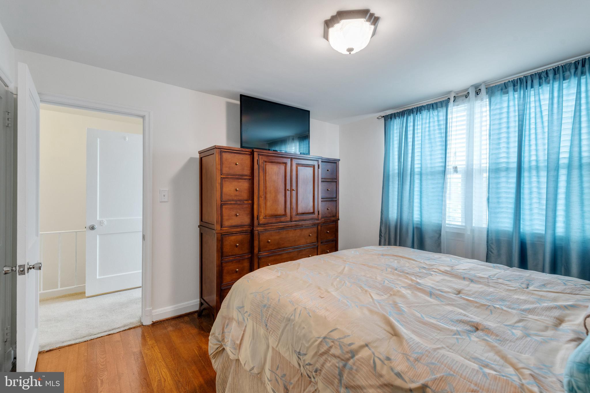 BELEVEDERE SQUARE - Residential