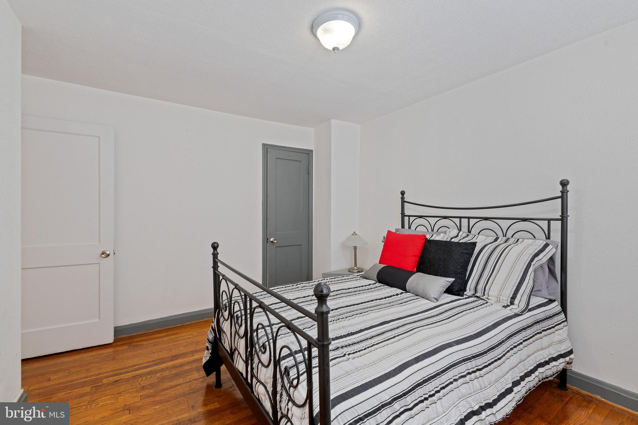 BELEVEDERE SQUARE - Residential