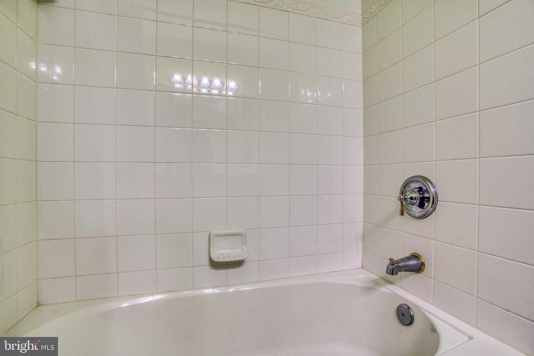 ORCHARD CROSSING - Residential