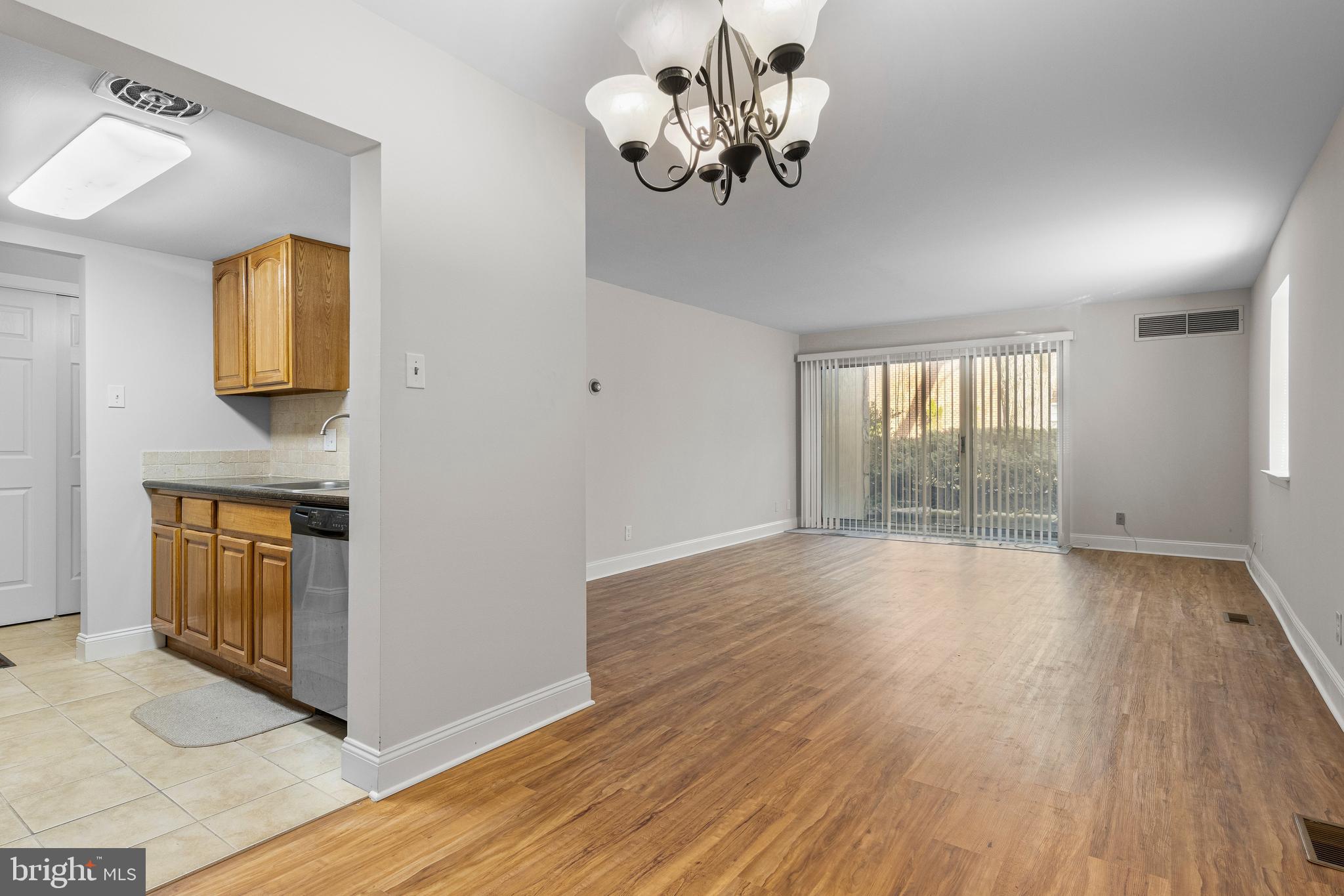 GLENHARDIE - Residential