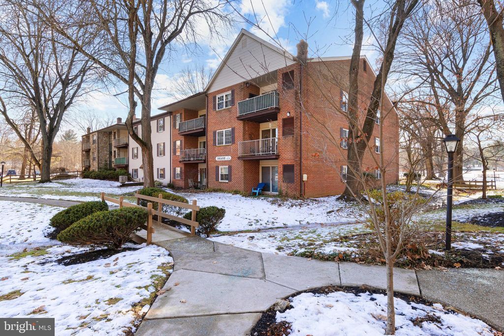 Photo of 176 Drummers Lane #176, WAYNE, PA 19087 (MLS # PACT2114976)