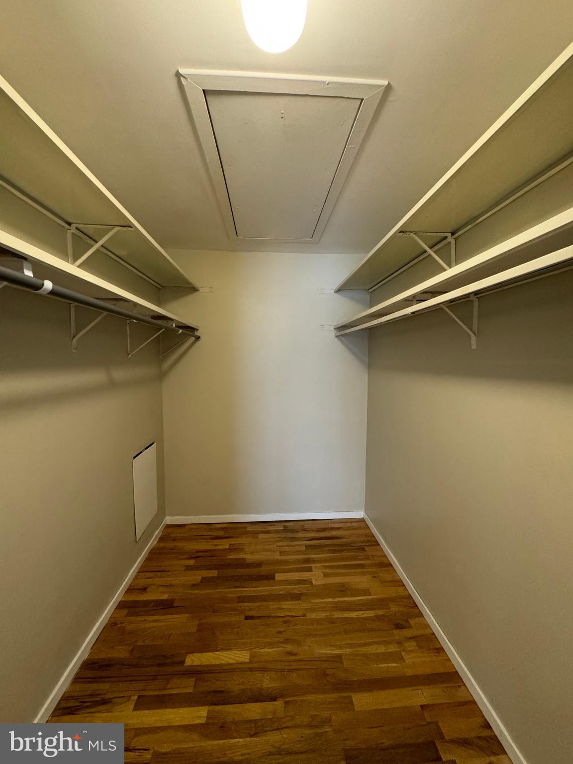 NATHANS HILL - Residential Lease