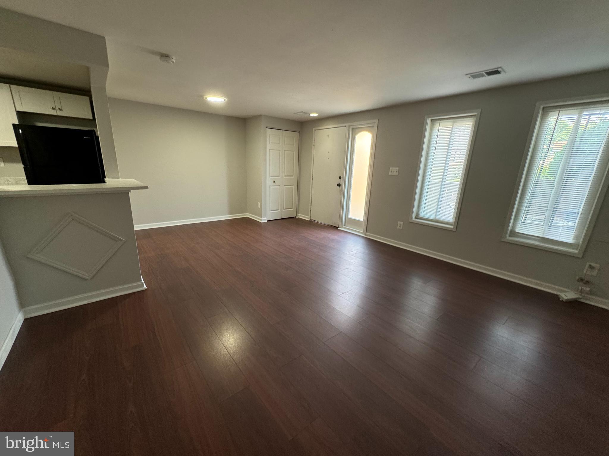 NATHANS HILL - Residential Lease