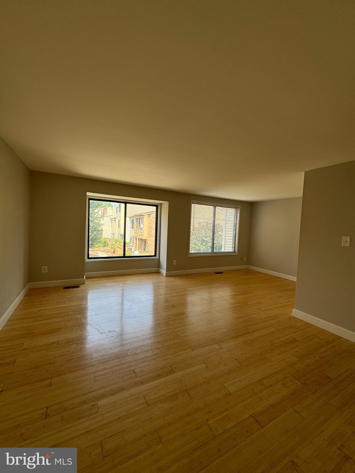 NATHANS HILL - Residential Lease