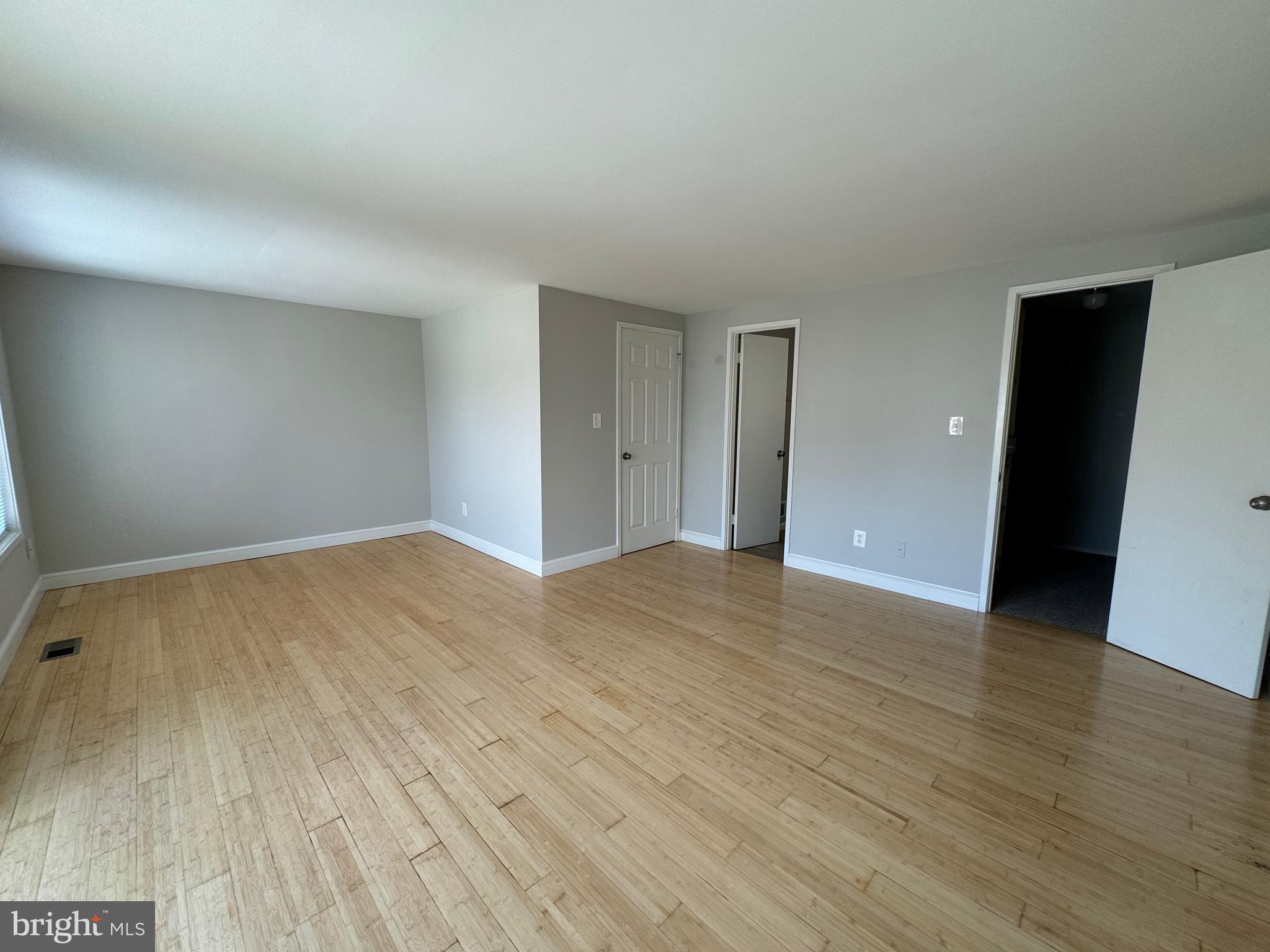 NATHANS HILL - Residential Lease