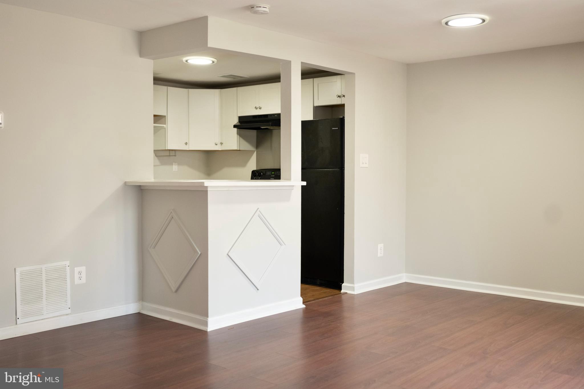 NATHANS HILL - Residential Lease