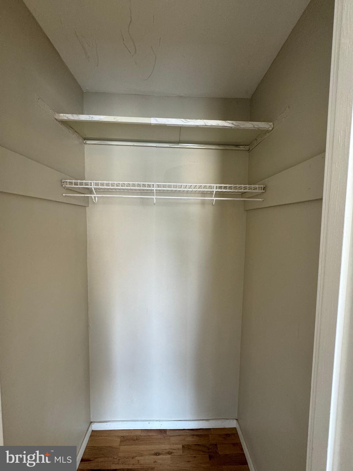 NATHANS HILL - Residential Lease