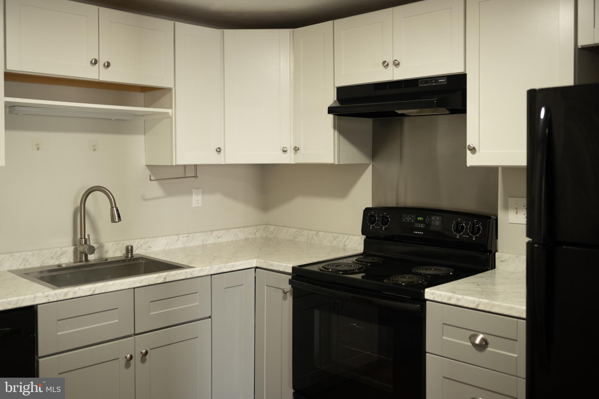 NATHANS HILL - Residential Lease