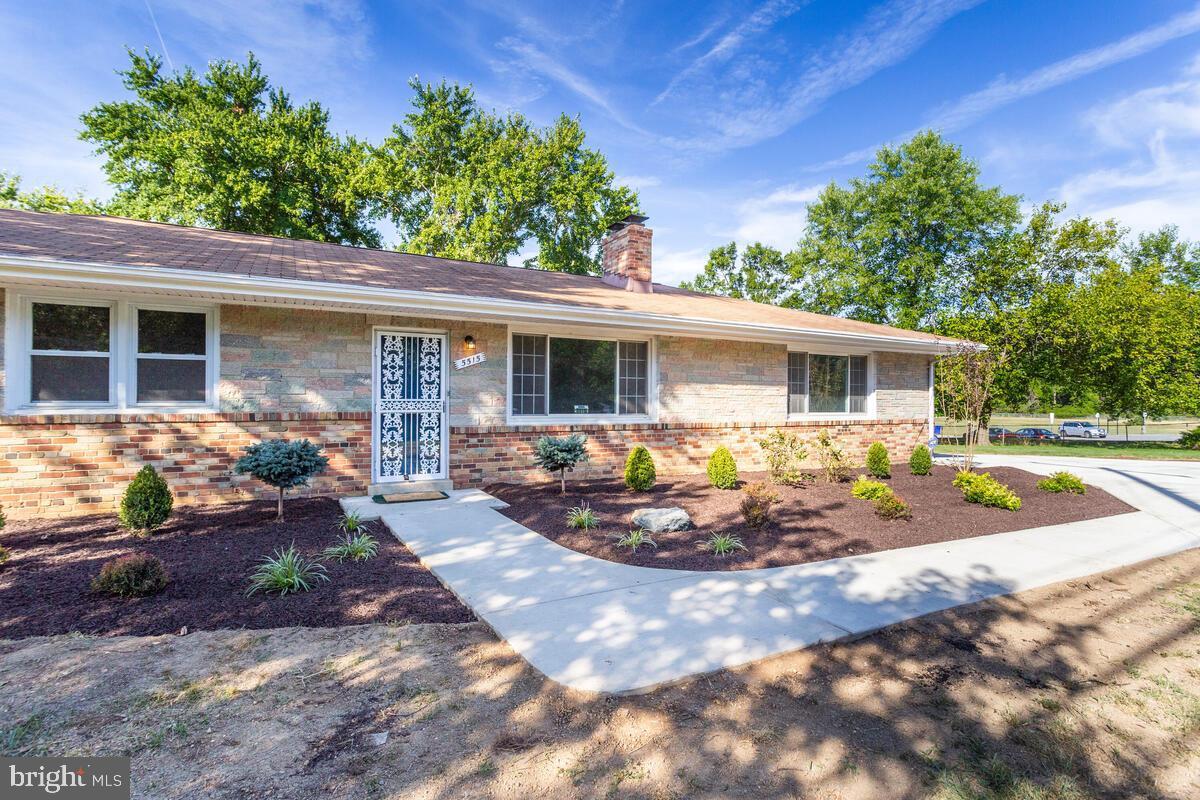 ALLENWOOD ACRES - Residential