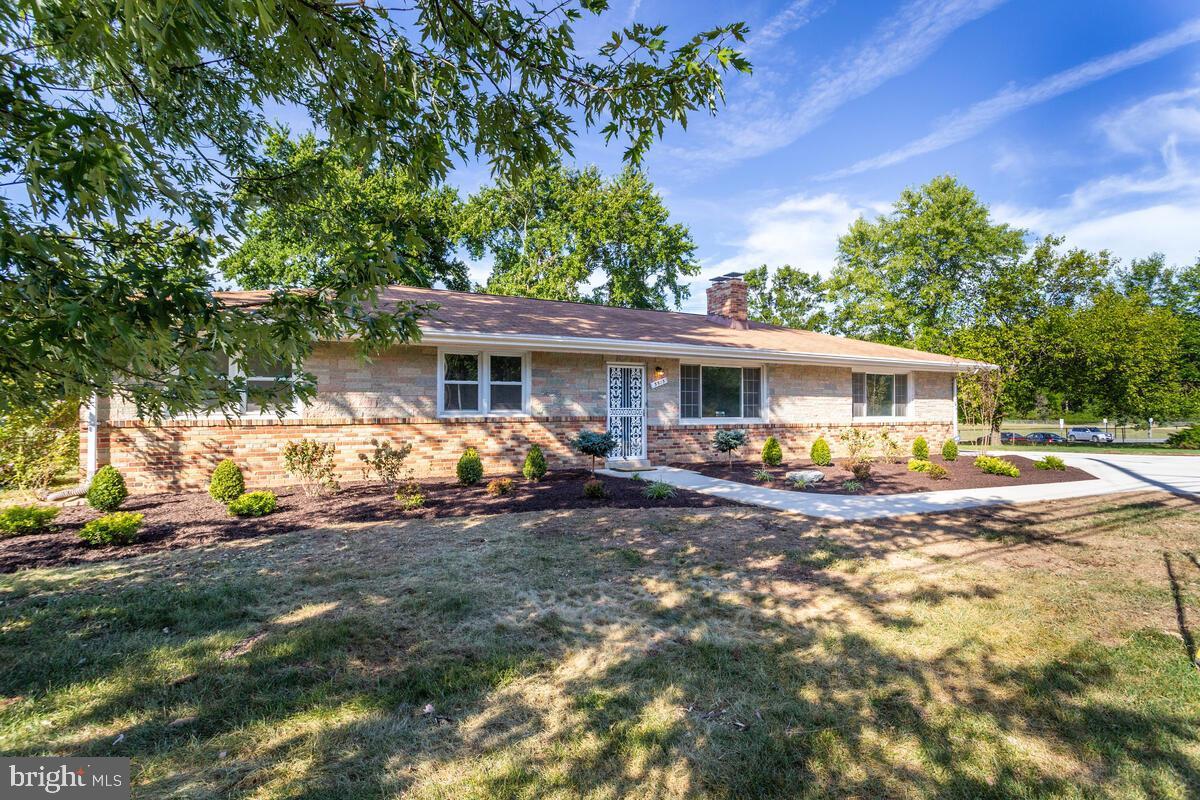 ALLENWOOD ACRES - Residential