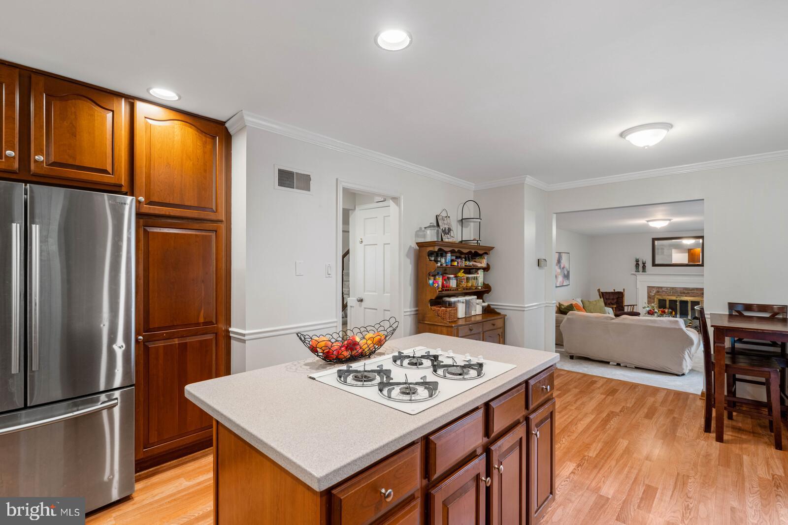 LAKE RIDGE - Residential