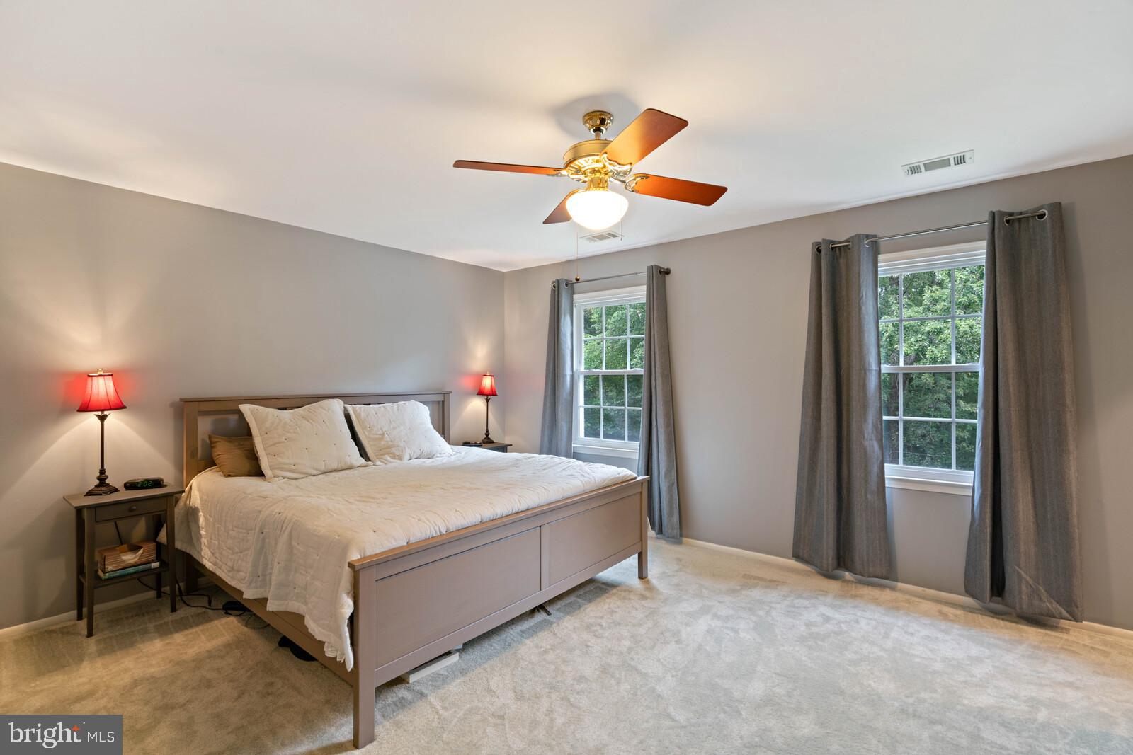 LAKE RIDGE - Residential