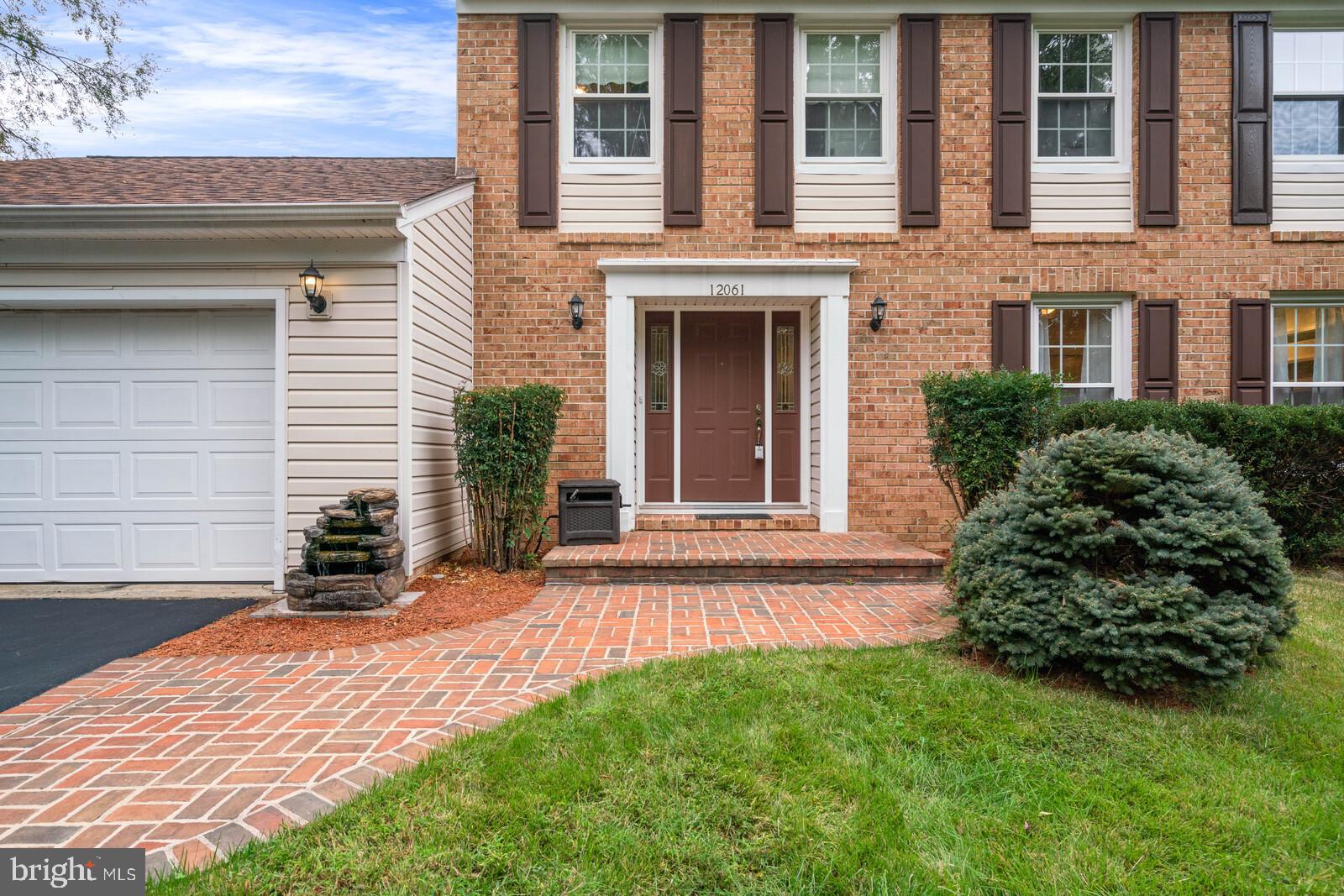 LAKE RIDGE - Residential