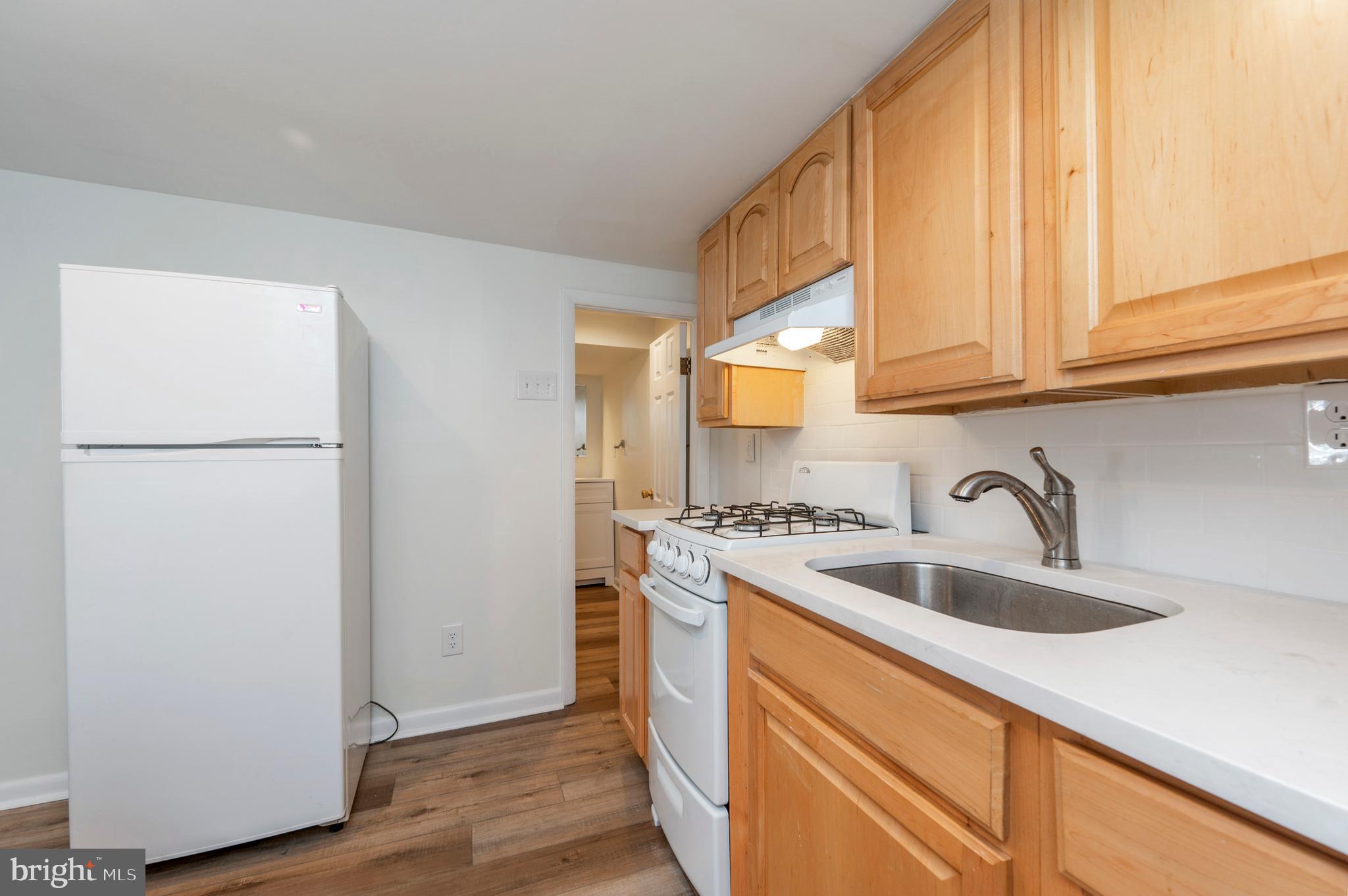 WASHINGTON SQ - Residential