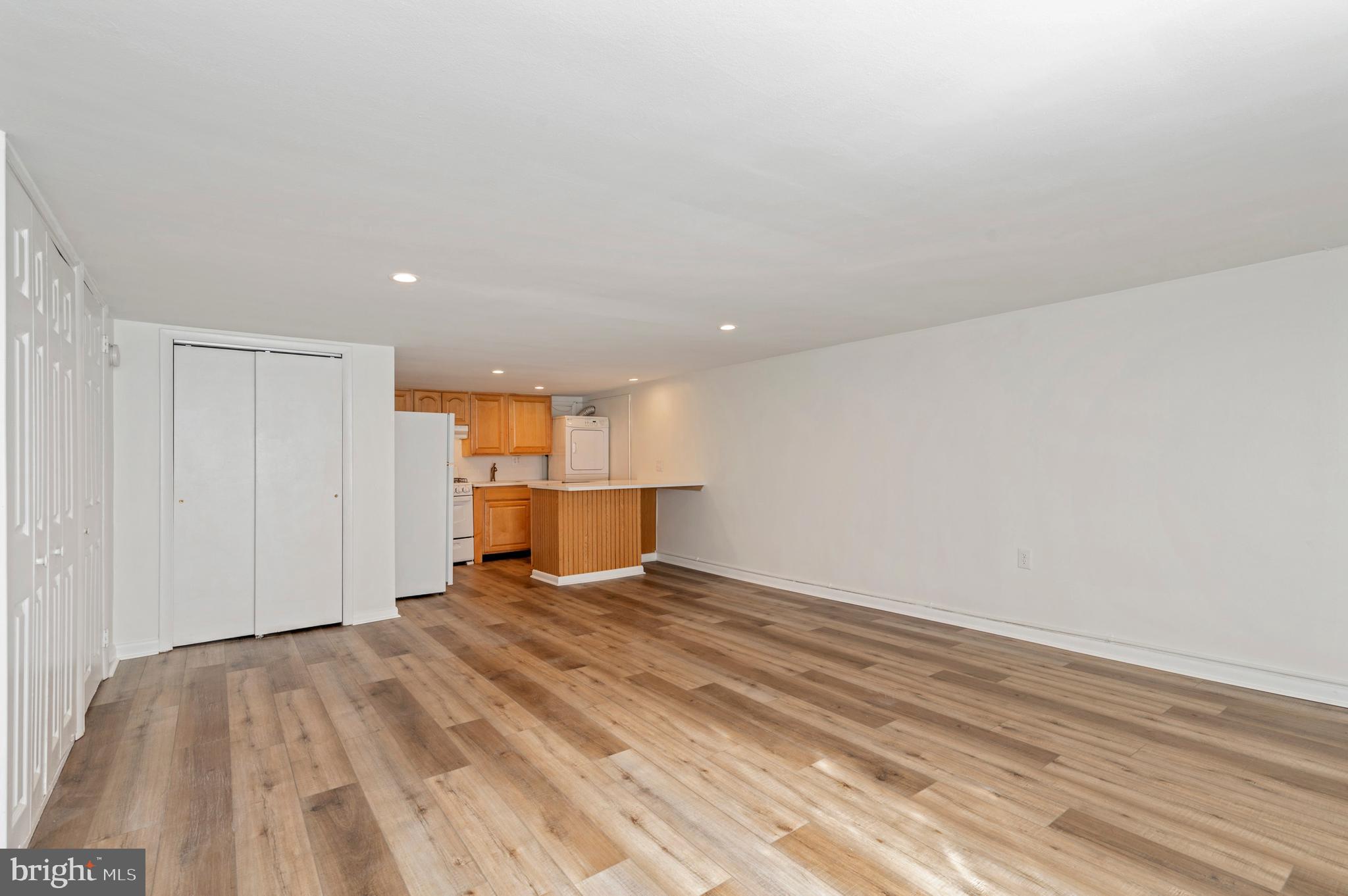 WASHINGTON SQ - Residential