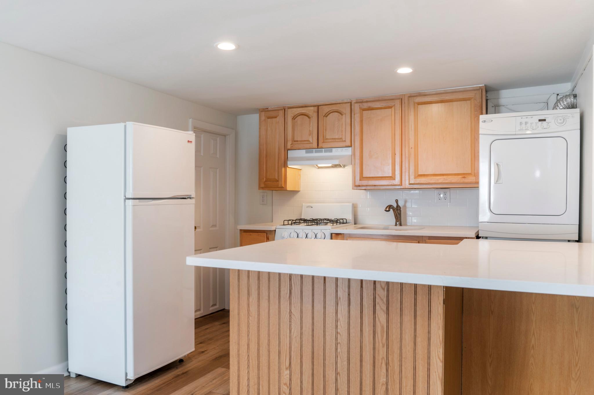 WASHINGTON SQ - Residential