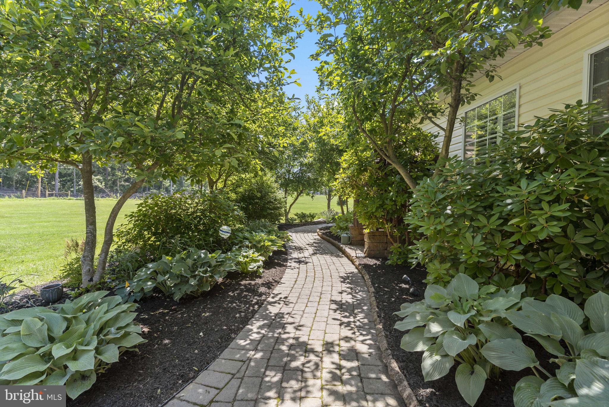 SWAN DALE FARMS - Residential