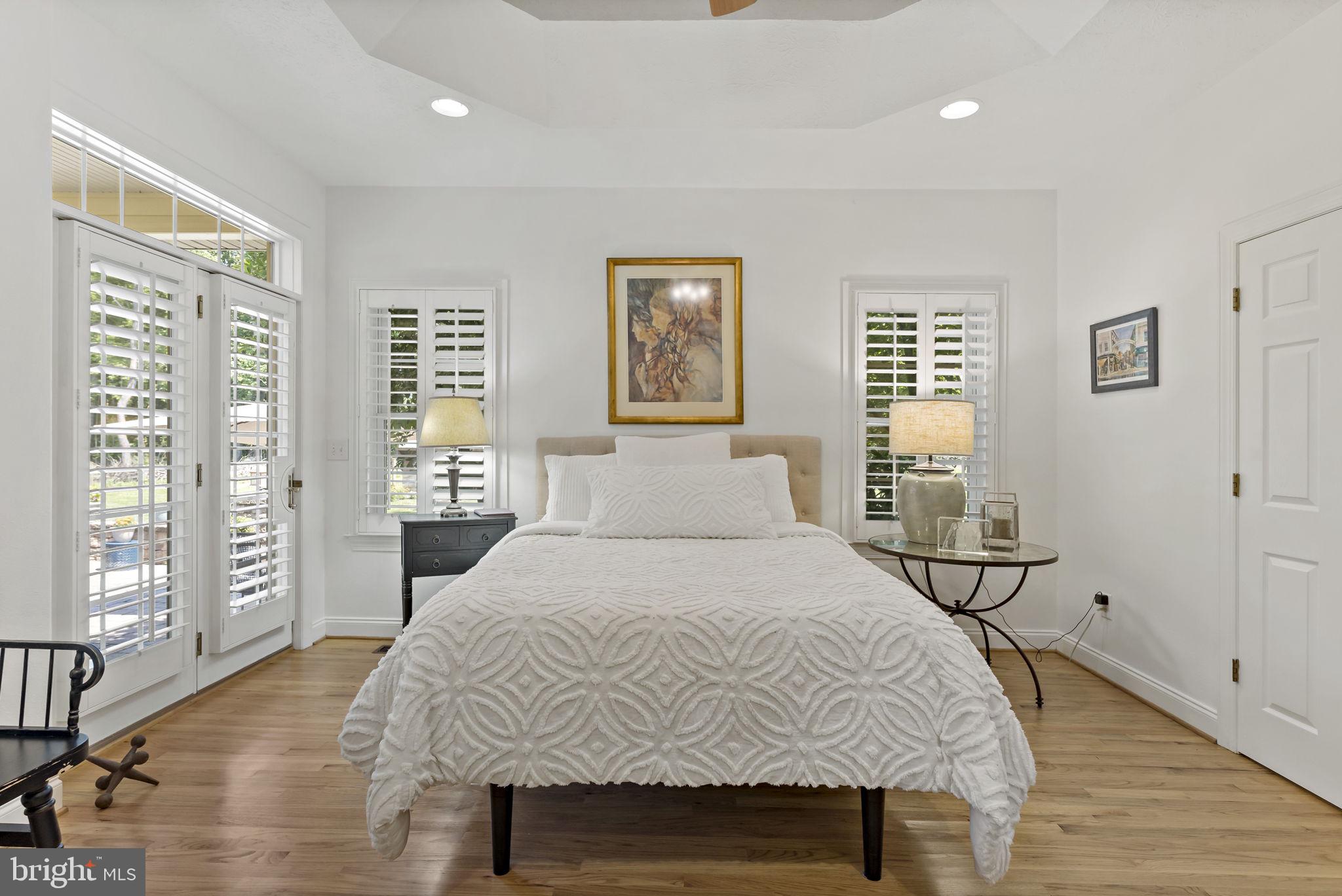 SWAN DALE FARMS - Residential