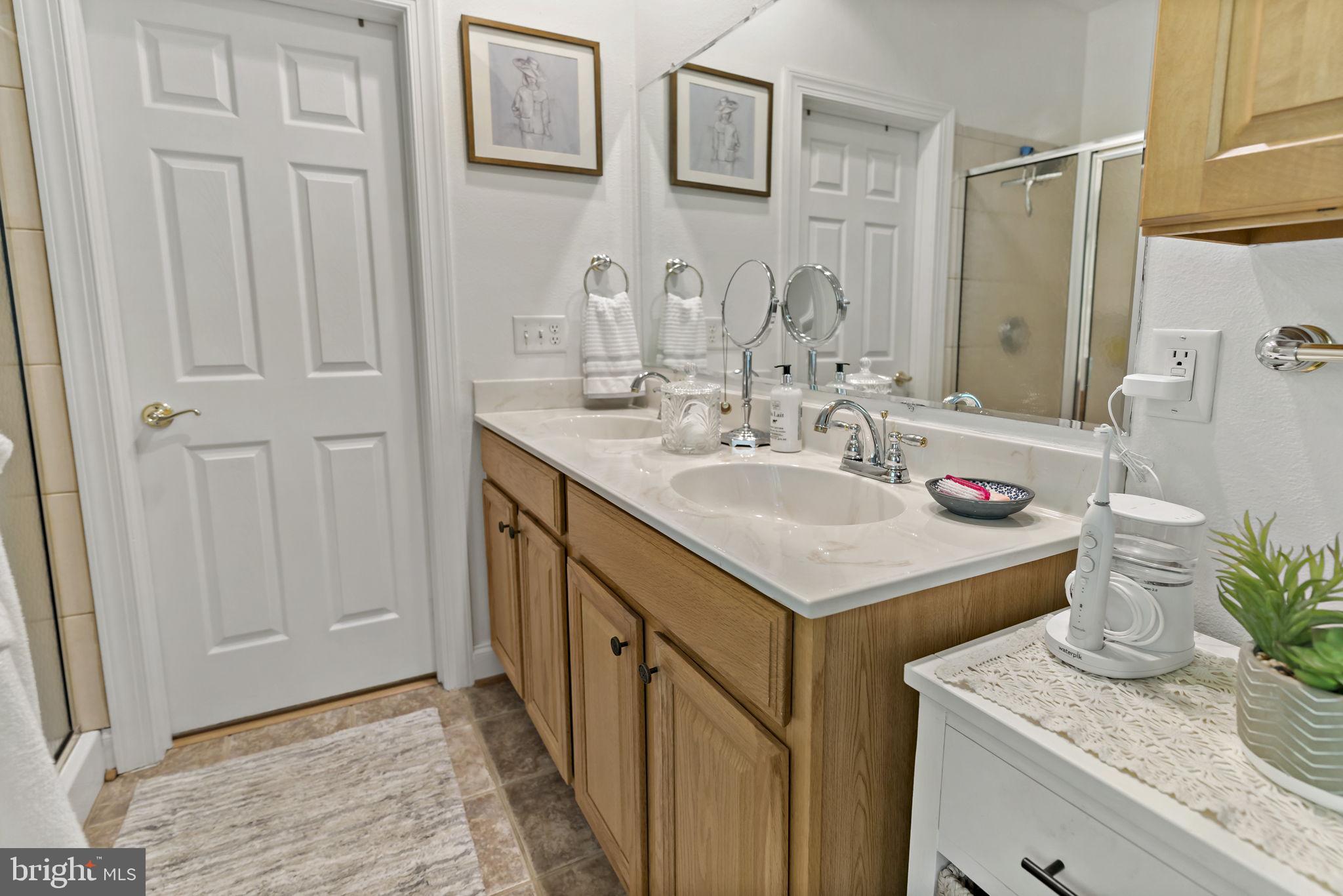 SWAN DALE FARMS - Residential