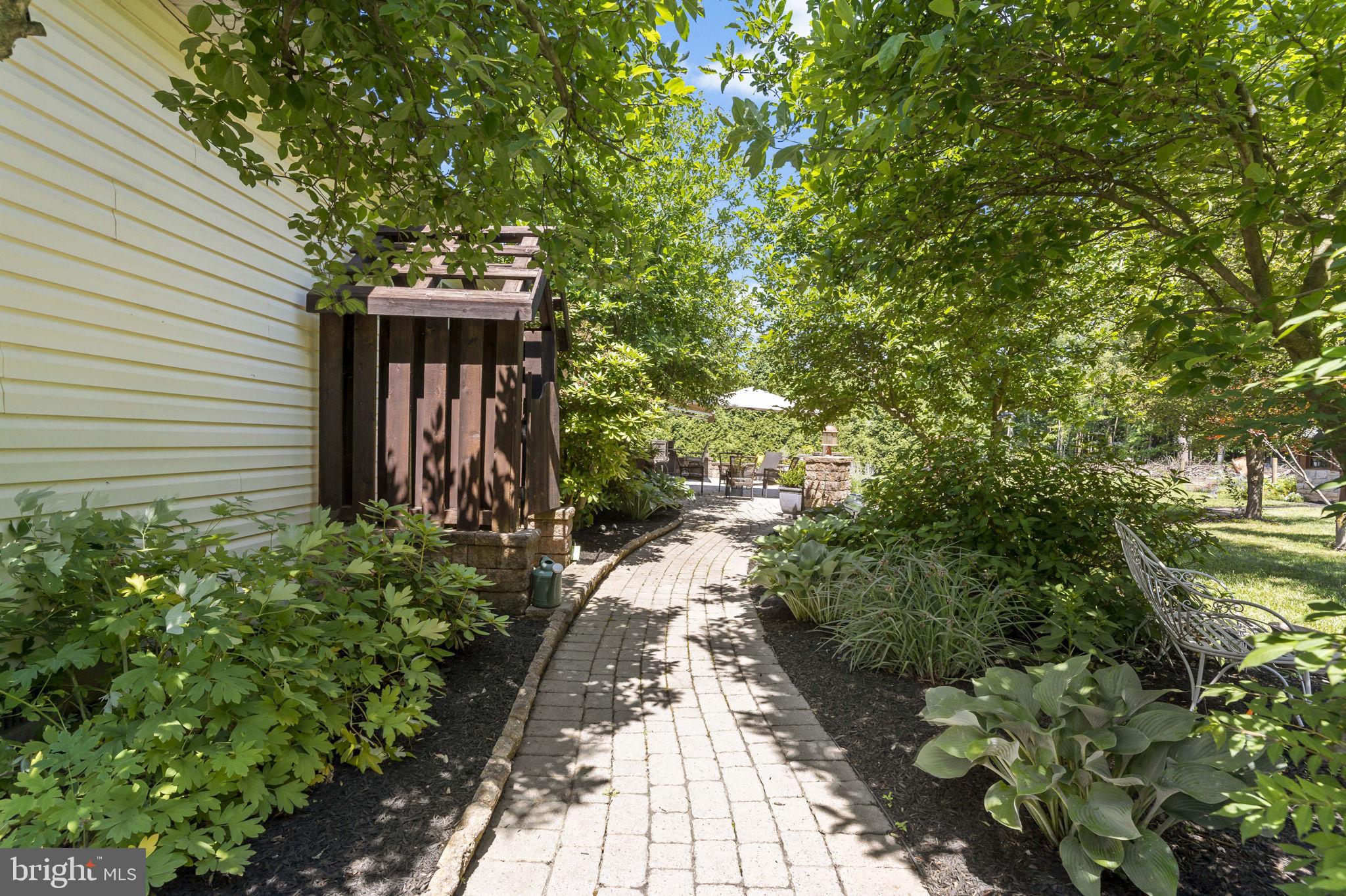 SWAN DALE FARMS - Residential