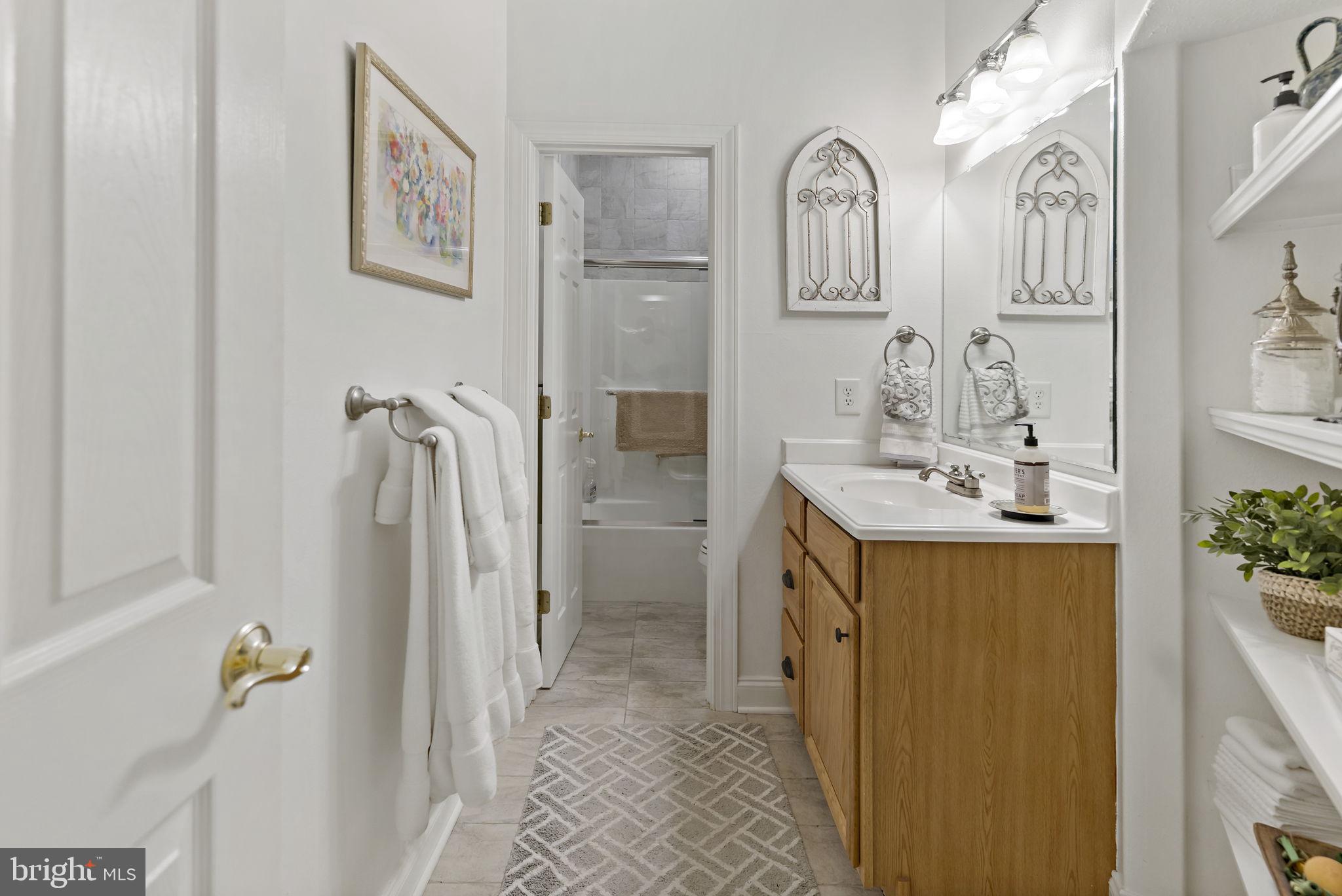 SWAN DALE FARMS - Residential