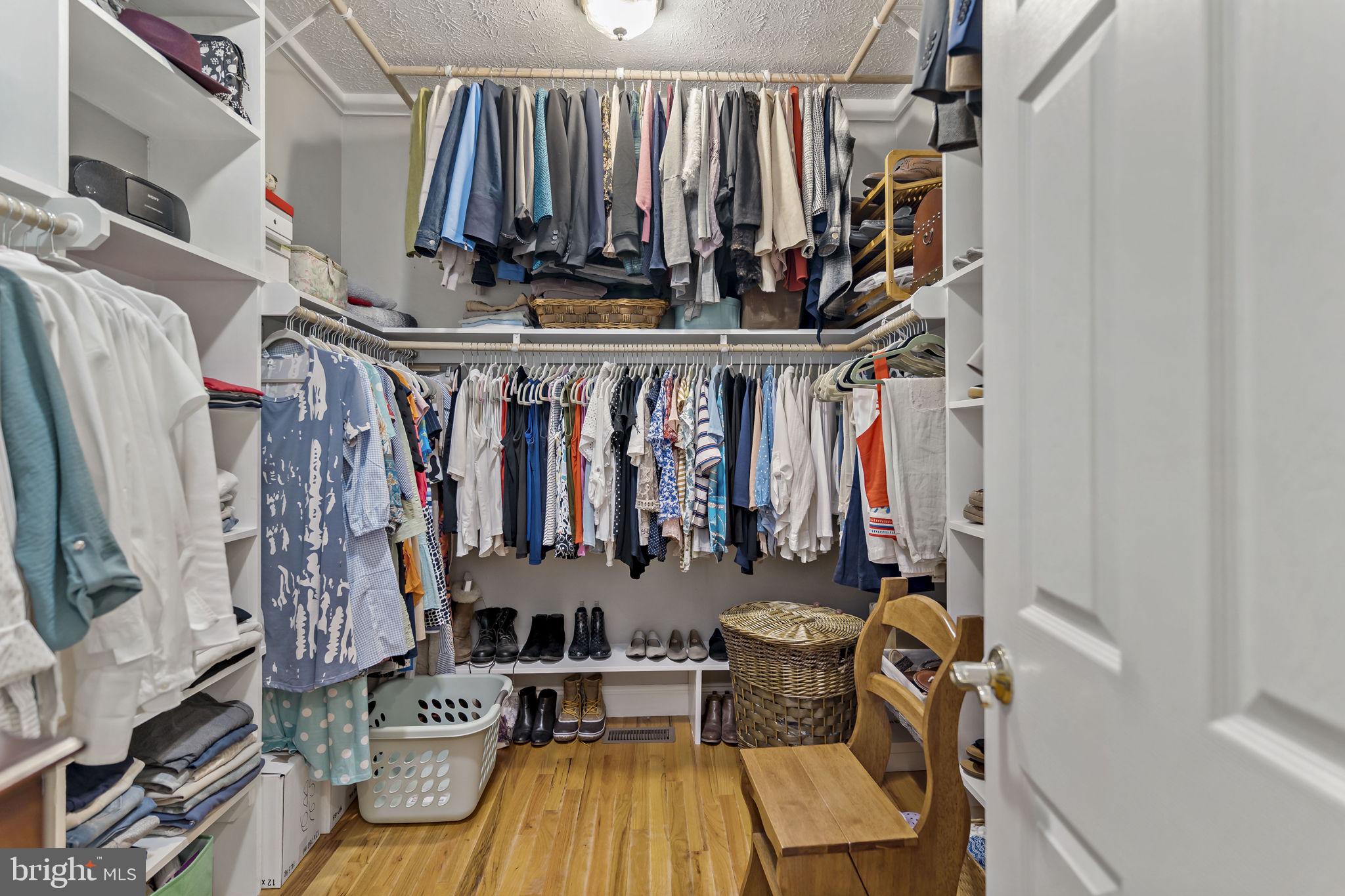 SWAN DALE FARMS - Residential