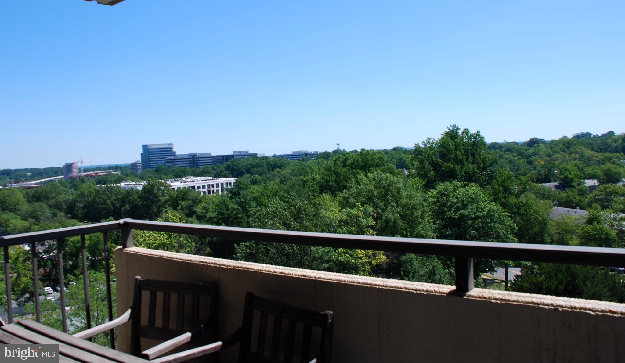 REGENCY AT MCLEAN - Residential Lease