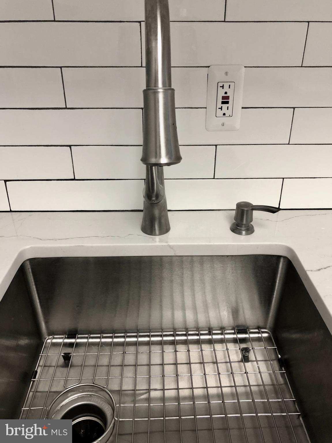 REGENCY AT MCLEAN - Residential Lease