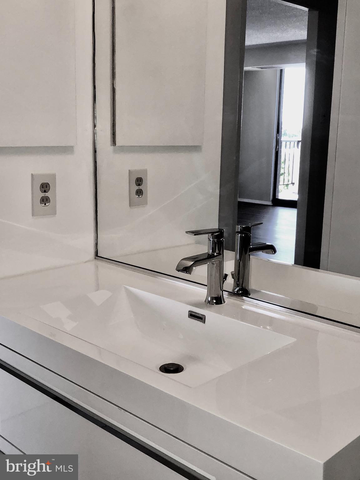 REGENCY AT MCLEAN - Residential Lease