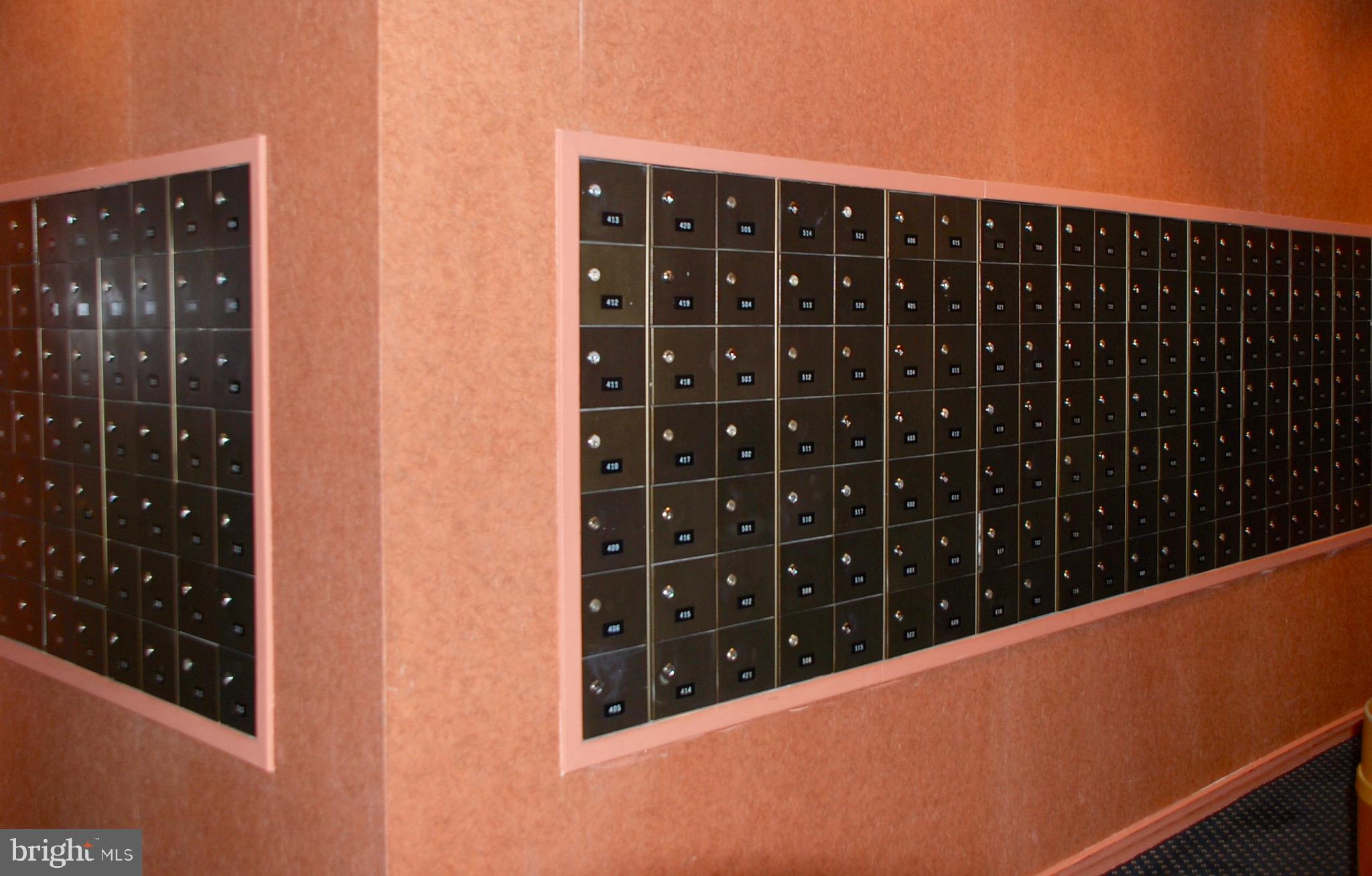 REGENCY AT MCLEAN - Residential Lease