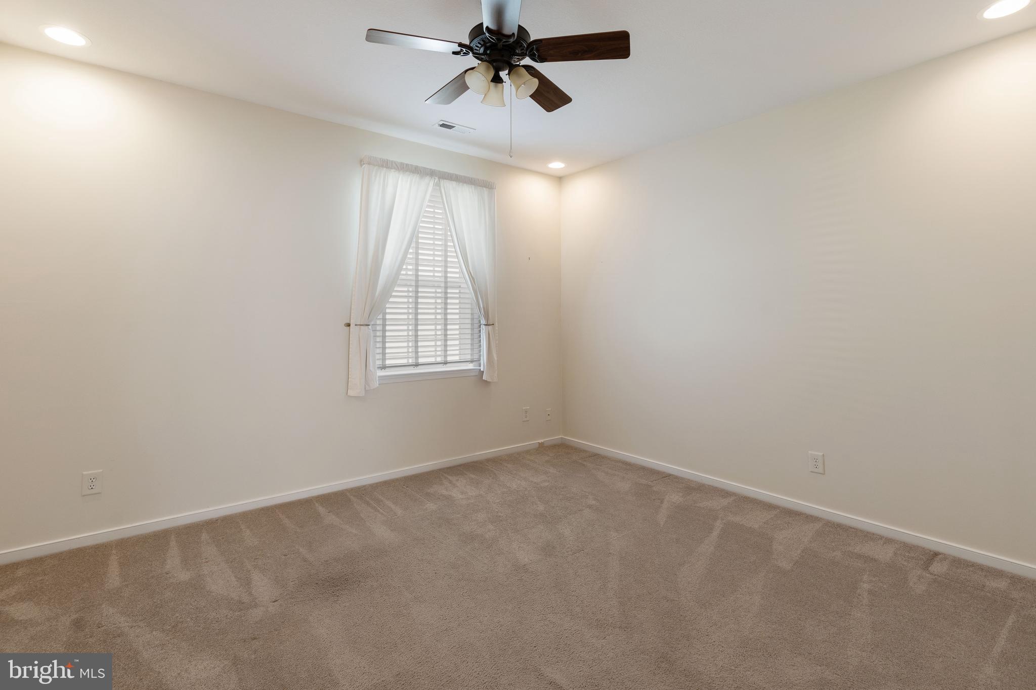 LEGACY WOODS - Residential