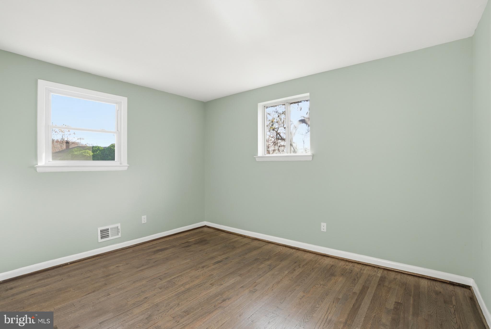 BARNABY VILLAGE - Residential