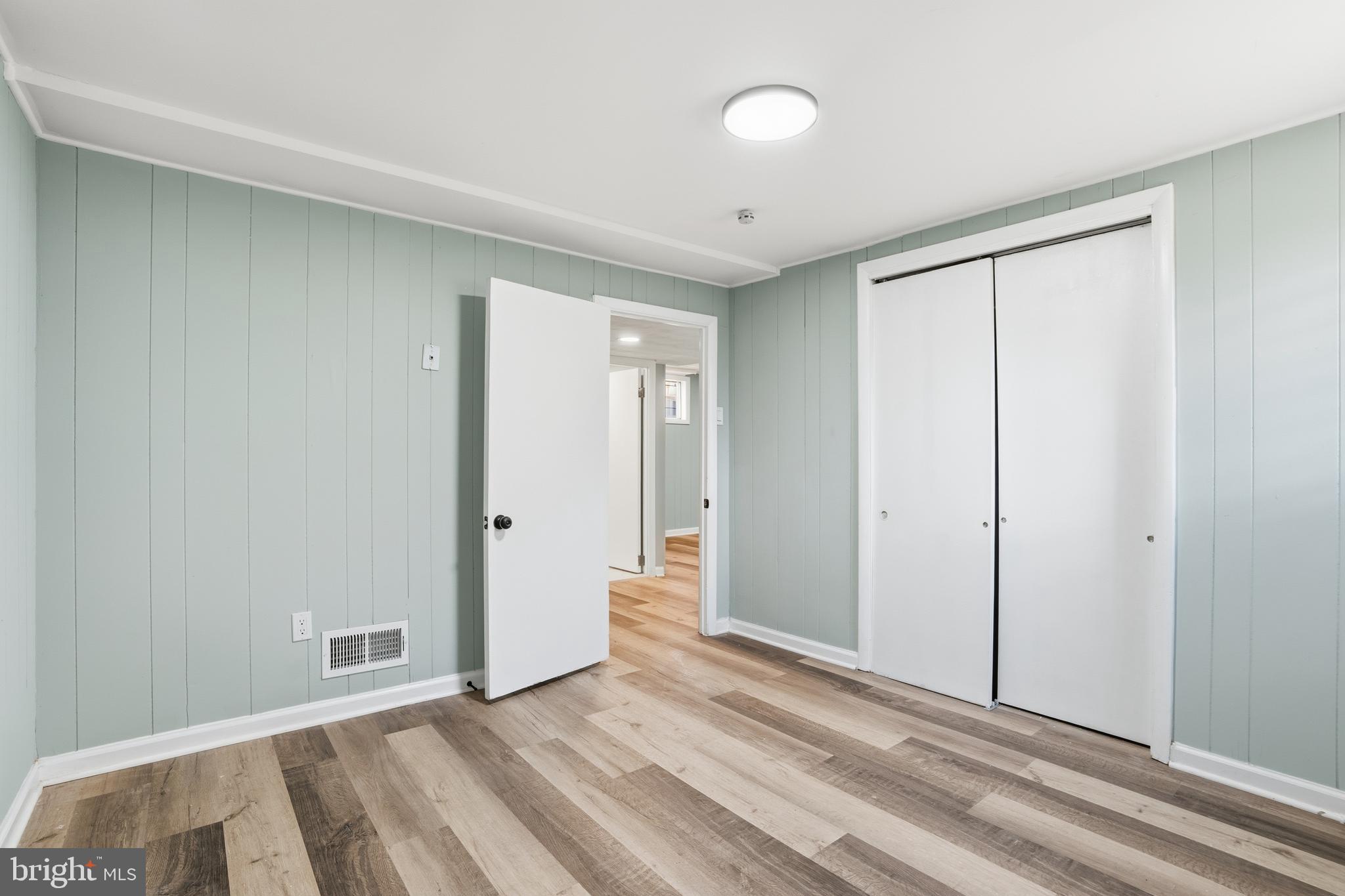 BARNABY VILLAGE - Residential