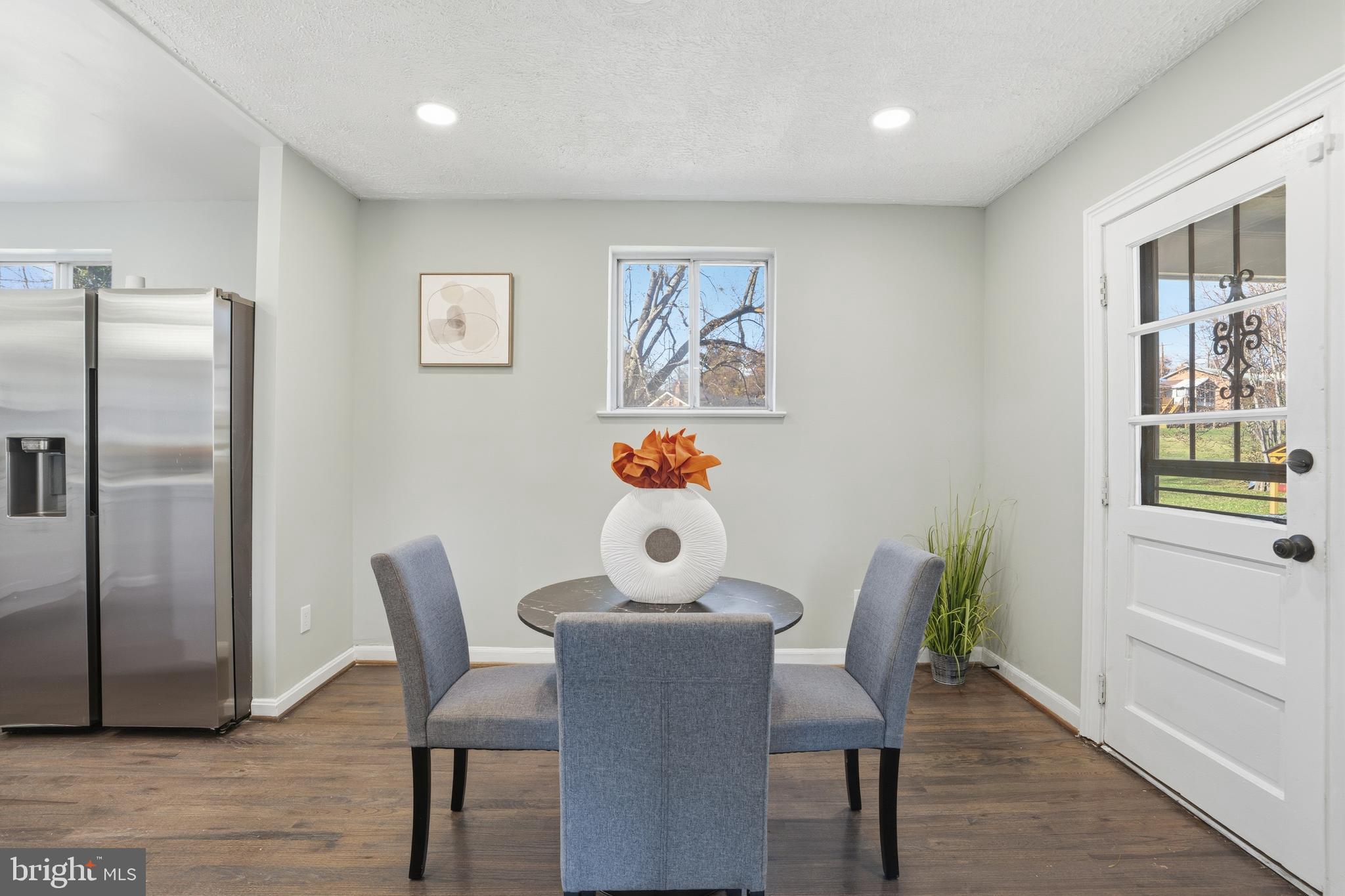 BARNABY VILLAGE - Residential